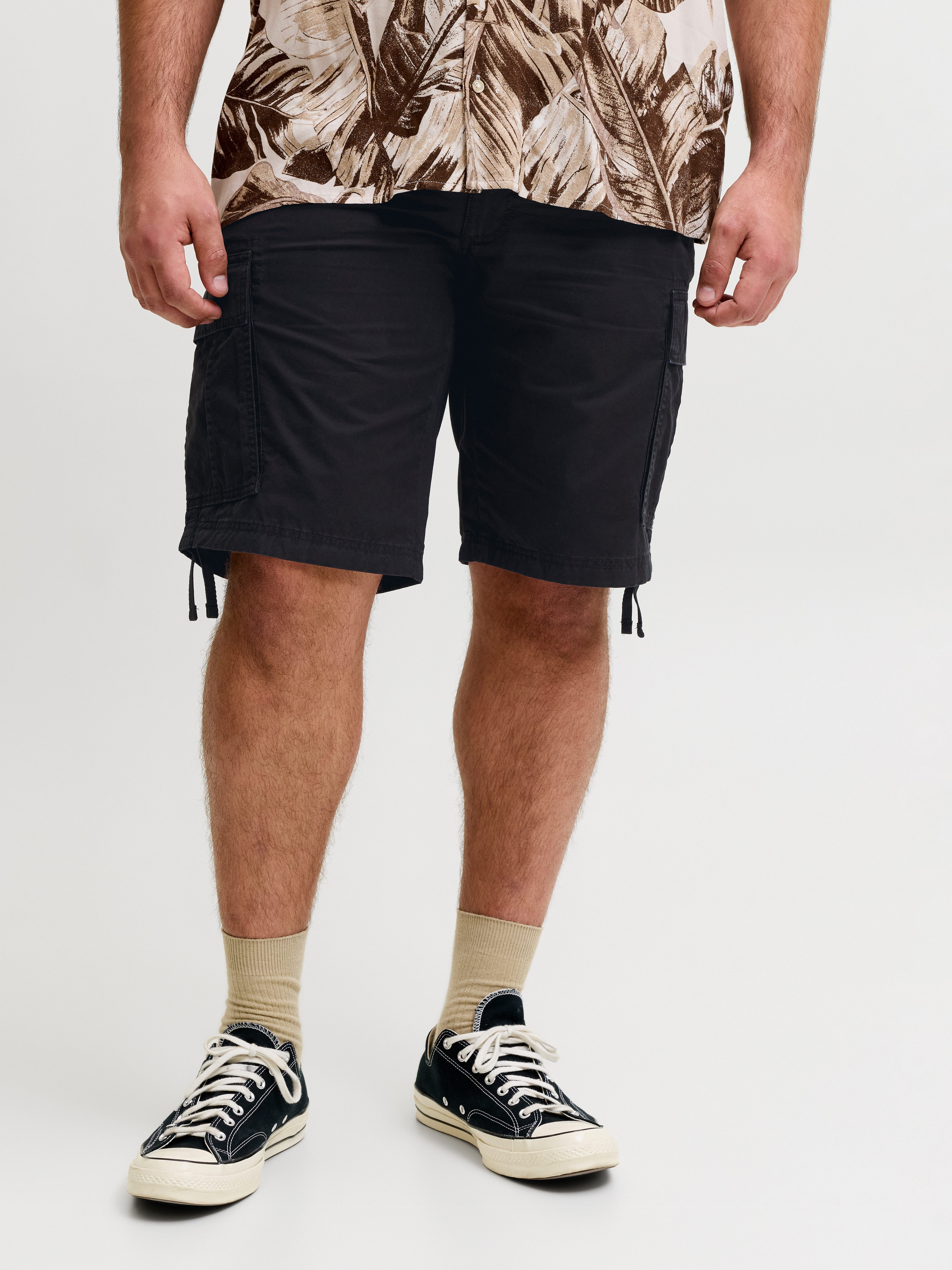 Jack & Jones PlusSize Cargoshorts JPSTCOLE FRANK CARGO SHORT MID SN PLS mit Taschenbändern