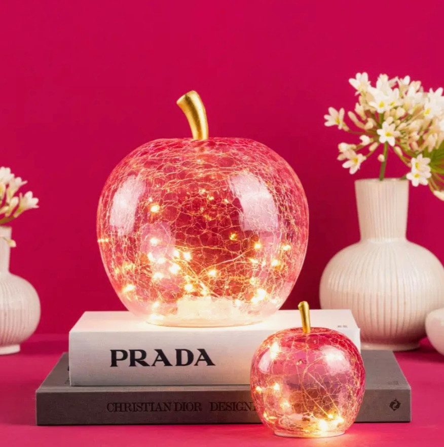 Seyila Home Dekofigur Dekorative Glas Apfel Leuchte mit LED, Crackle-Effekt, Goldener Stiel – Bild 2 von 2