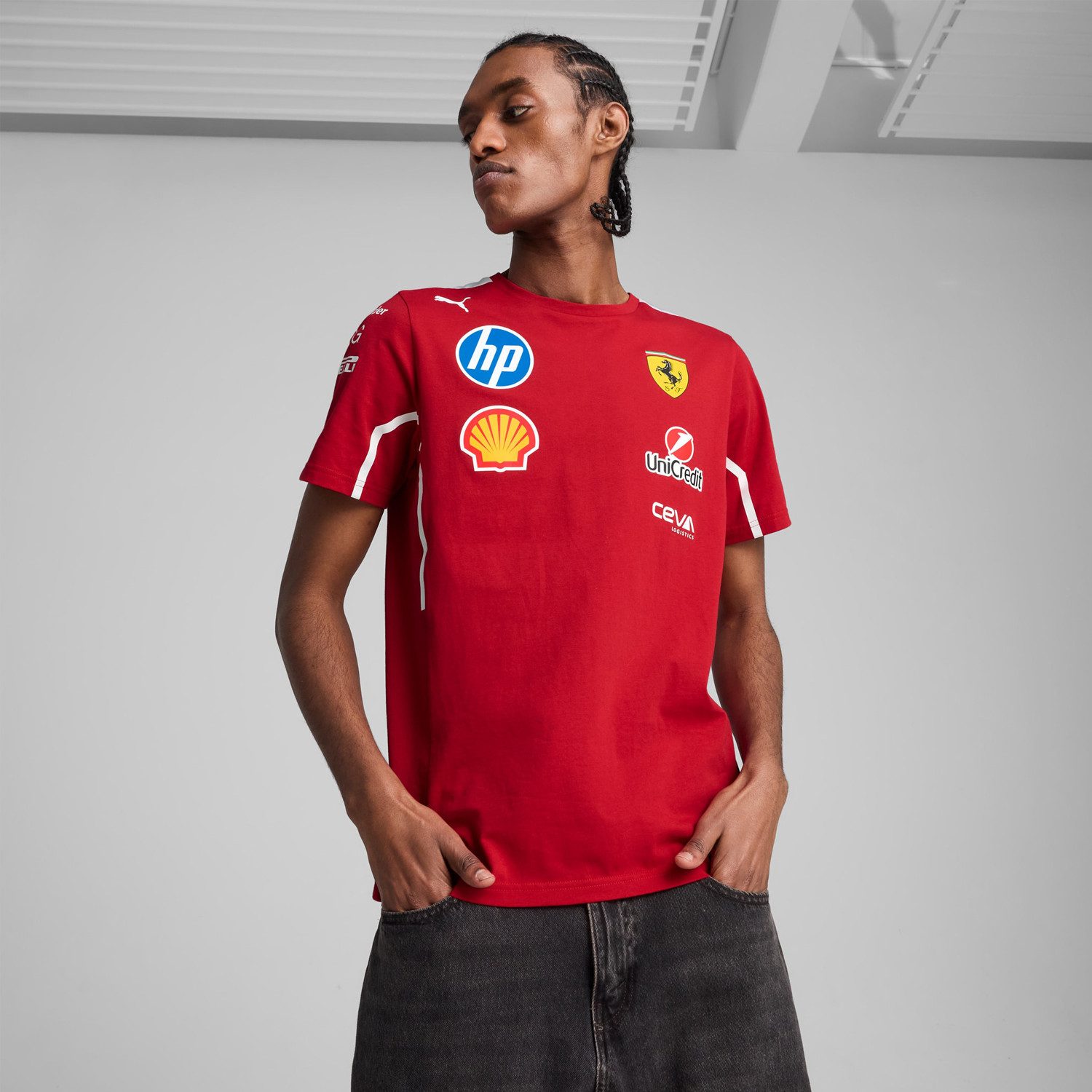 Scuderia Ferrari T-Shirt Scuderia Ferrari Puma Team Shirt 2025 Sponsorenslogos hinten und vorne