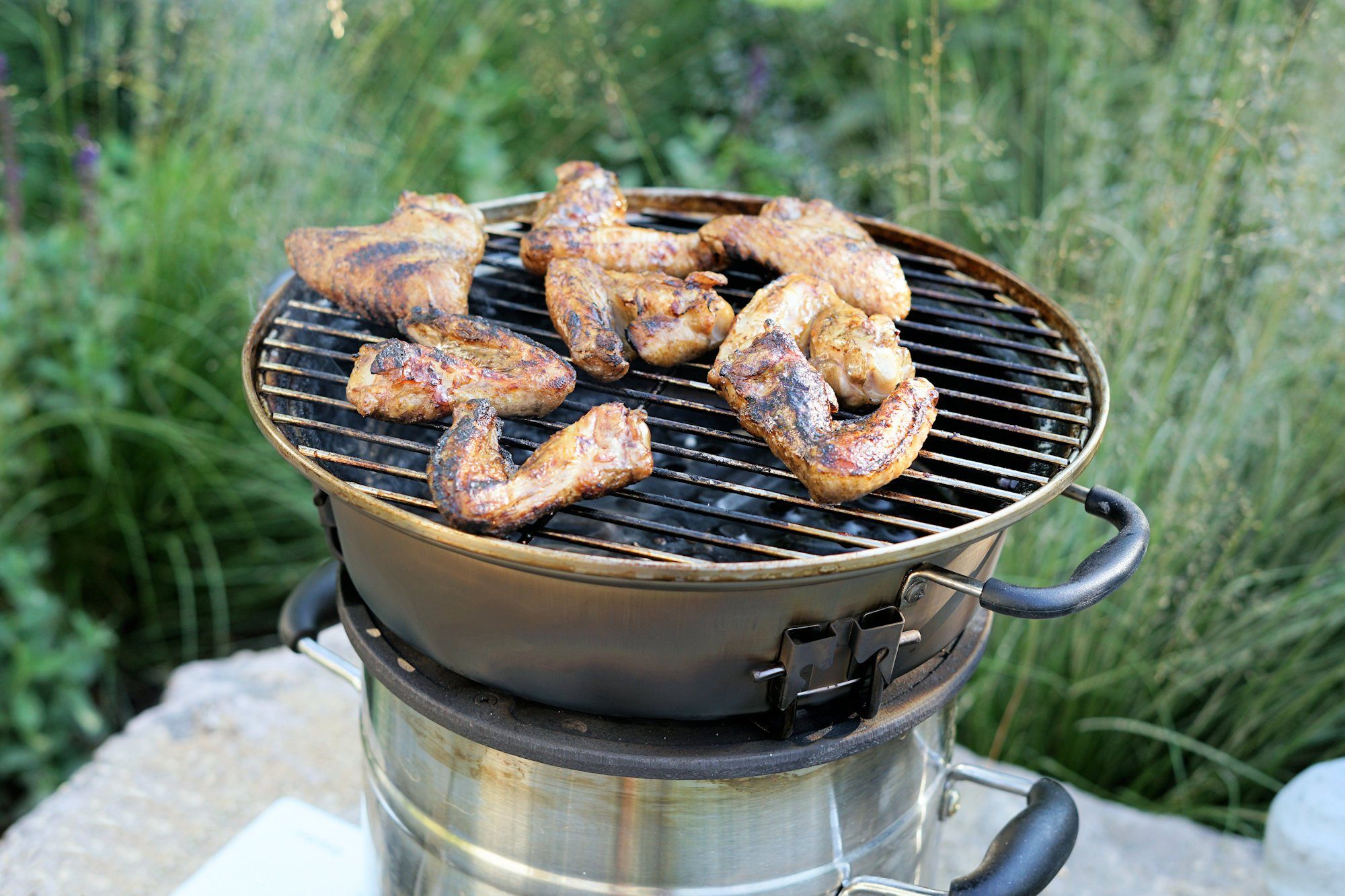 BBQ-Toro Grillrost Grillaufsatz Set für Raketenofen, mit Grillrost, Grillplatte (1-St), Inklusive Heber