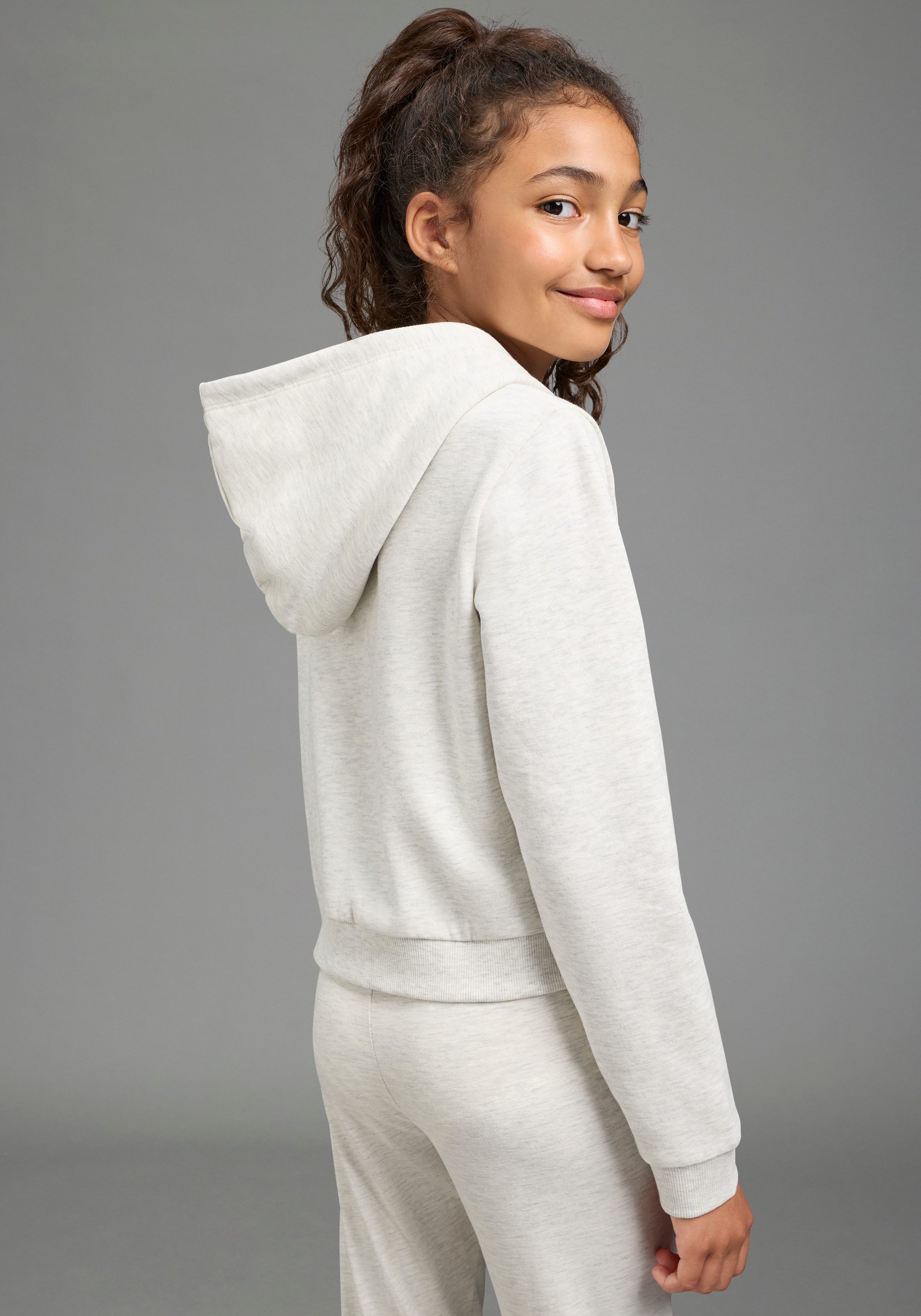 H.I.S Kapuzensweatjacke Kurzgeschnittene Sweatjacke mit Logoprint für Mädchen Für TEENS. Sweatjacke in modischer Kurzform und Zipper