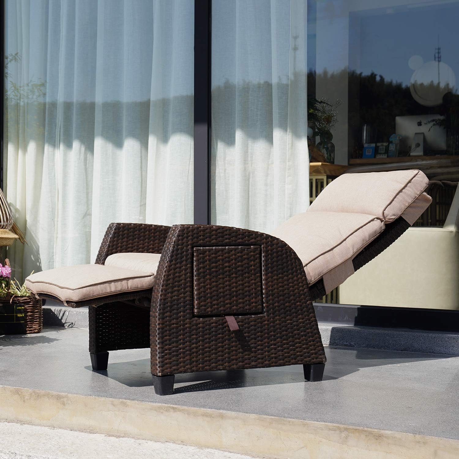 Grand patio Gartensessel mit PE-Rattan, Beistelltisch, aus Beige 150 Grad Dunkelbraun mit | Rückenlehne Sitzkissen, einstellbar