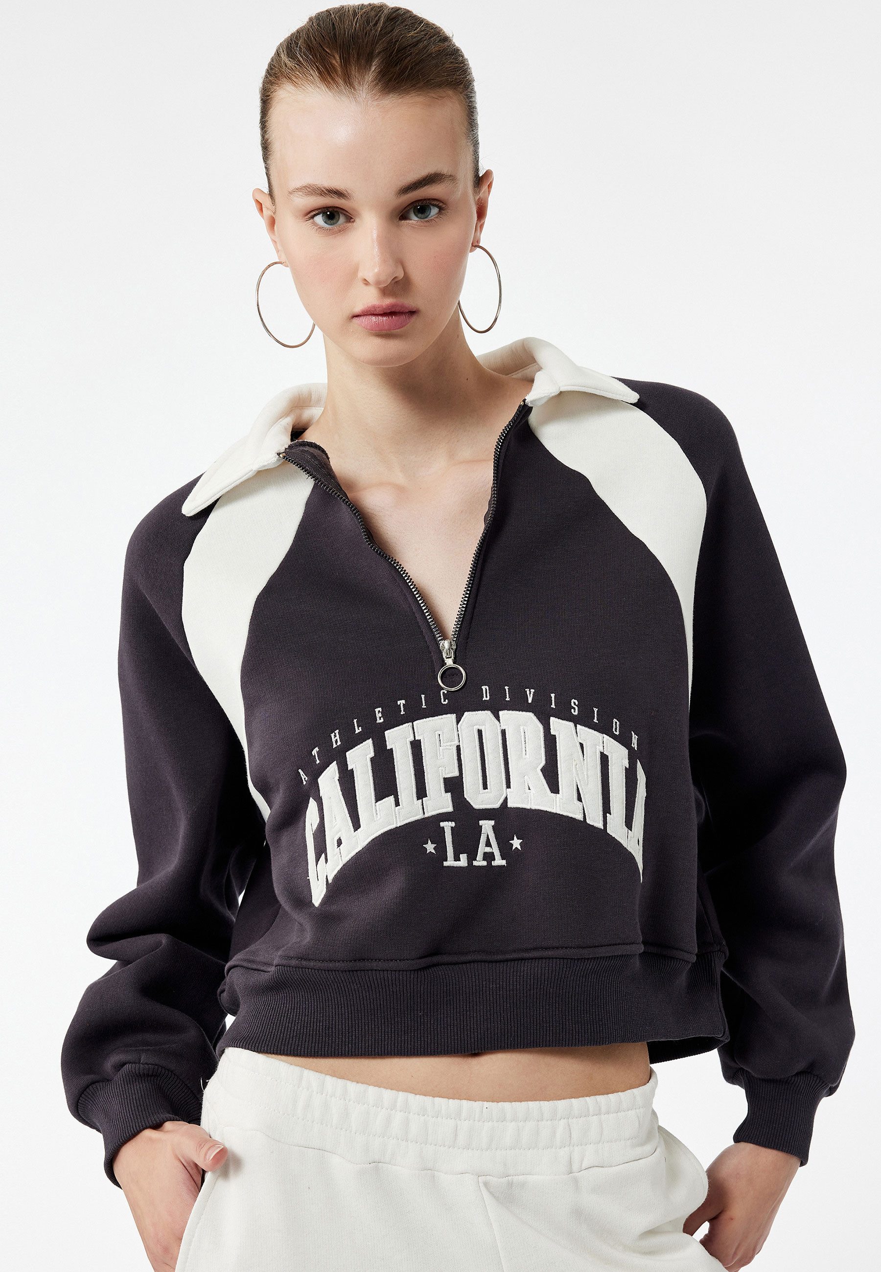 Koton Sweatshirt Halbreißverschluss Mit Appliquedetail Sweatshirt