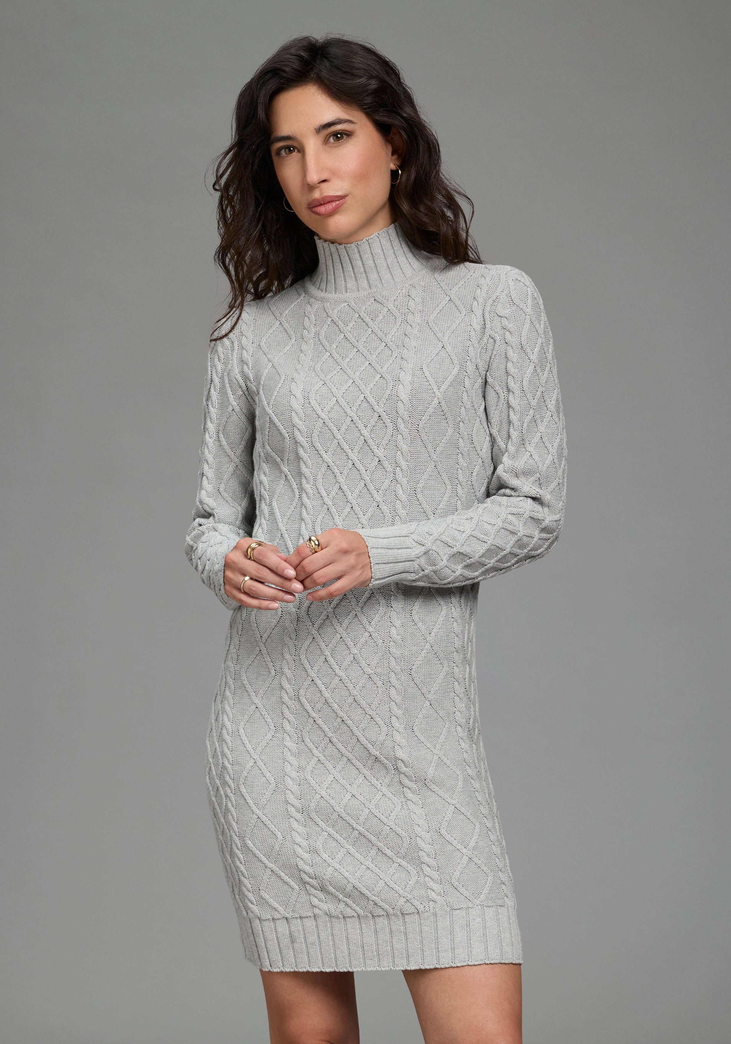 Laura Scott Strickkleid mit Zopfstrickmuster und Stehkragen