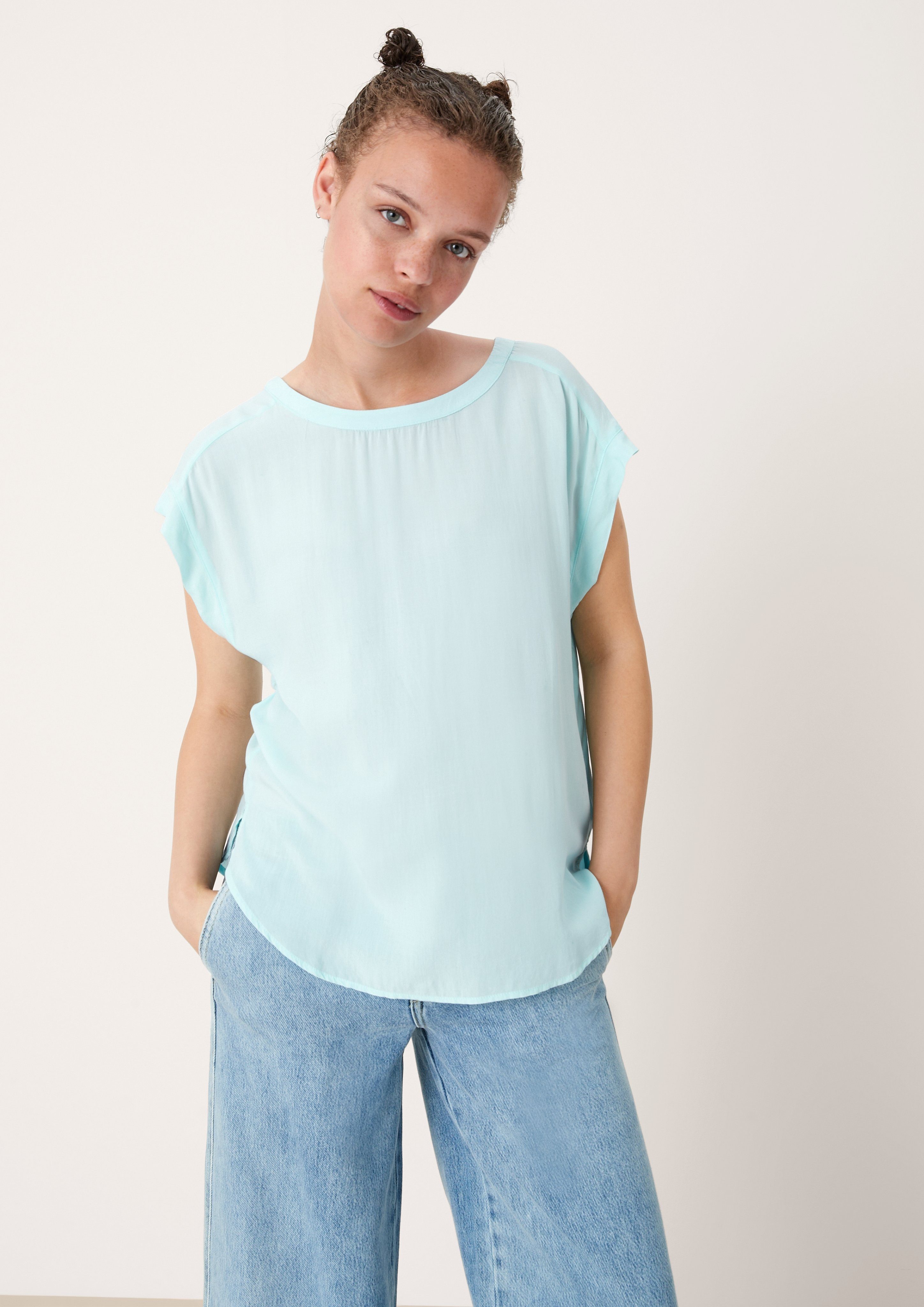 Damen Shirts Q/S by s.Oliver Kurzarmbluse Bluse mit modischem Rückenschlitz