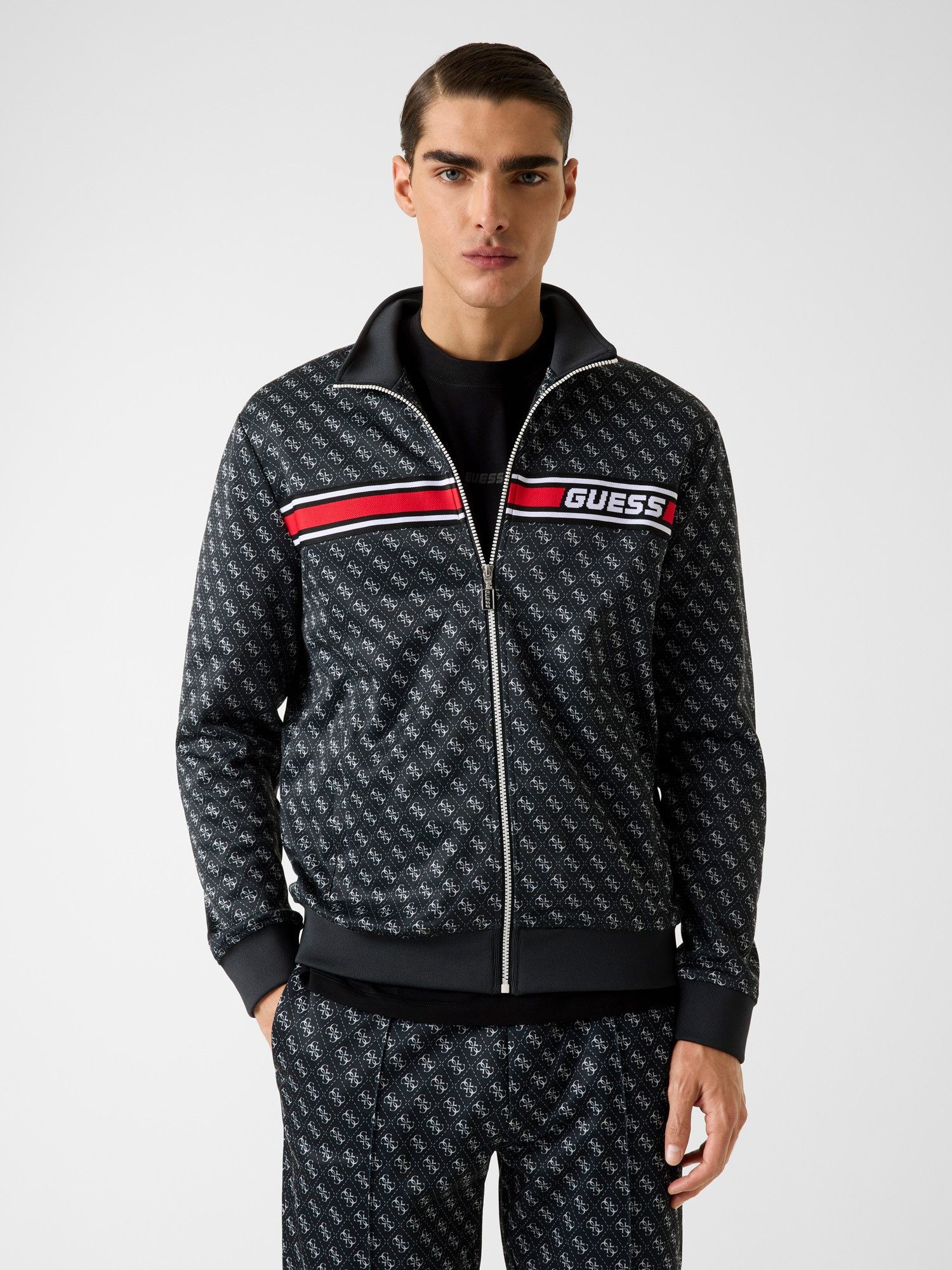 Guess Sweatjacke KORBIN Stehkragen, Regular Fit, Eingrifftaschen