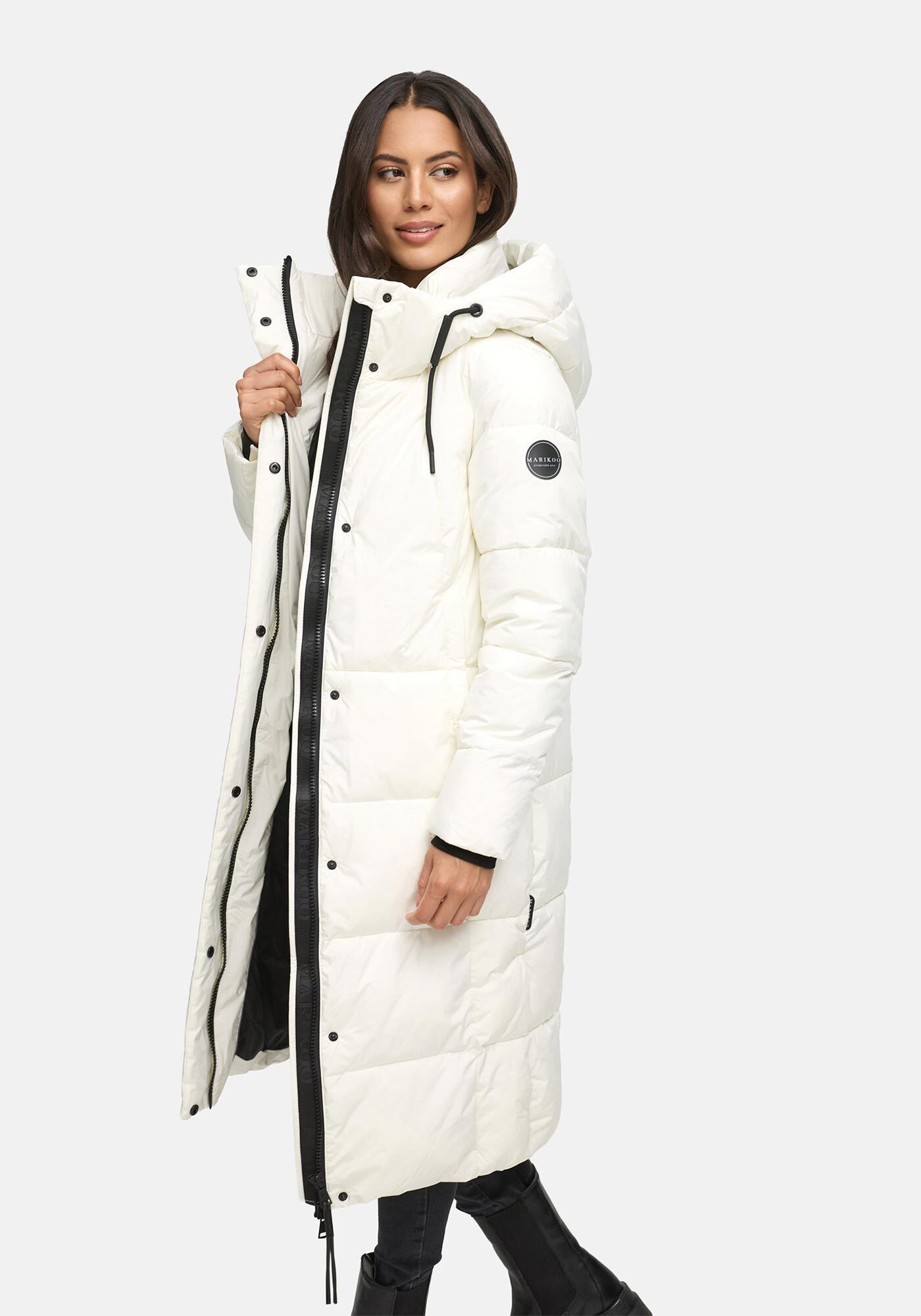 Marikoo Winterjacke Chumanii Warmer Wintermantel mit langem Schnitt für kalte Tage.