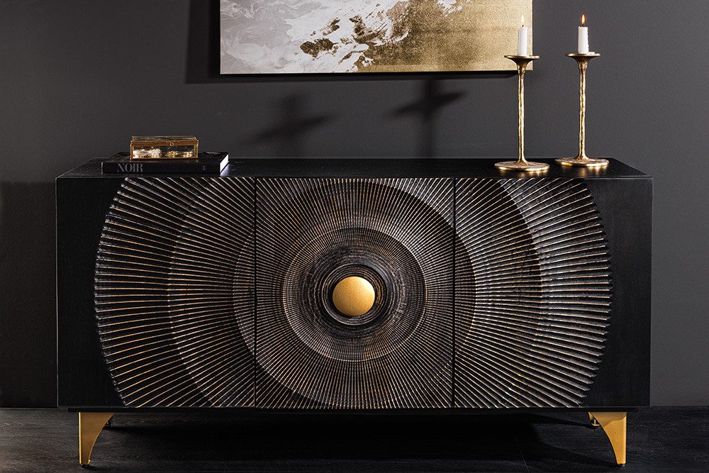 riess-ambiente Sideboard GOLDEN SUNSET 140cm schwarz / gold - 3D Schnitzereien, Mangoholz (Einzelartikel, 1 St), handgefertigte Kommode mit Metallbeinen - ideal für Wohnzimmer & Flur