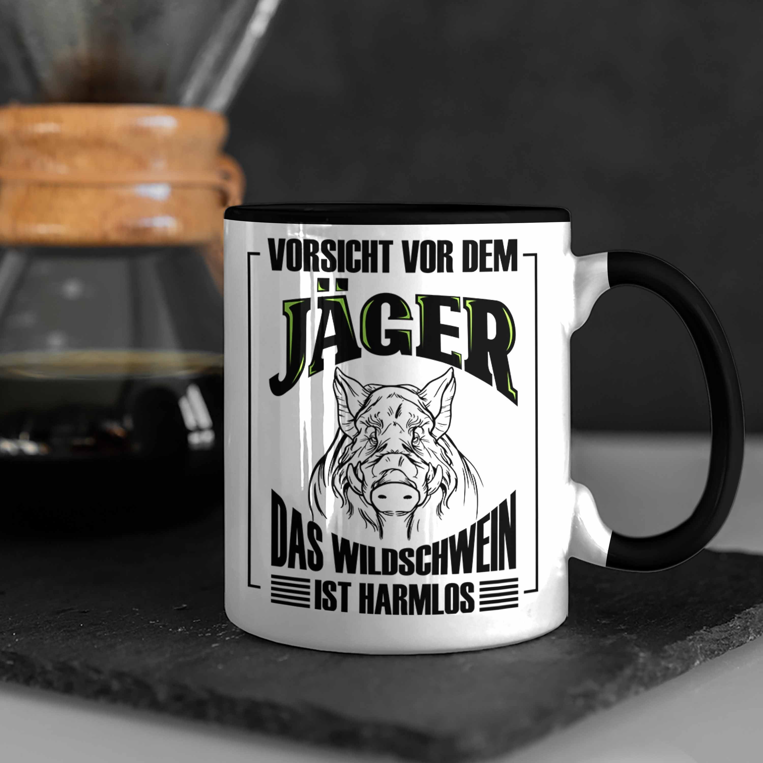 Trendation Tasse Jagd Geschenkidee für Schwarz Tasse Wildschwein Spruch Geschenk Lustige Jäger