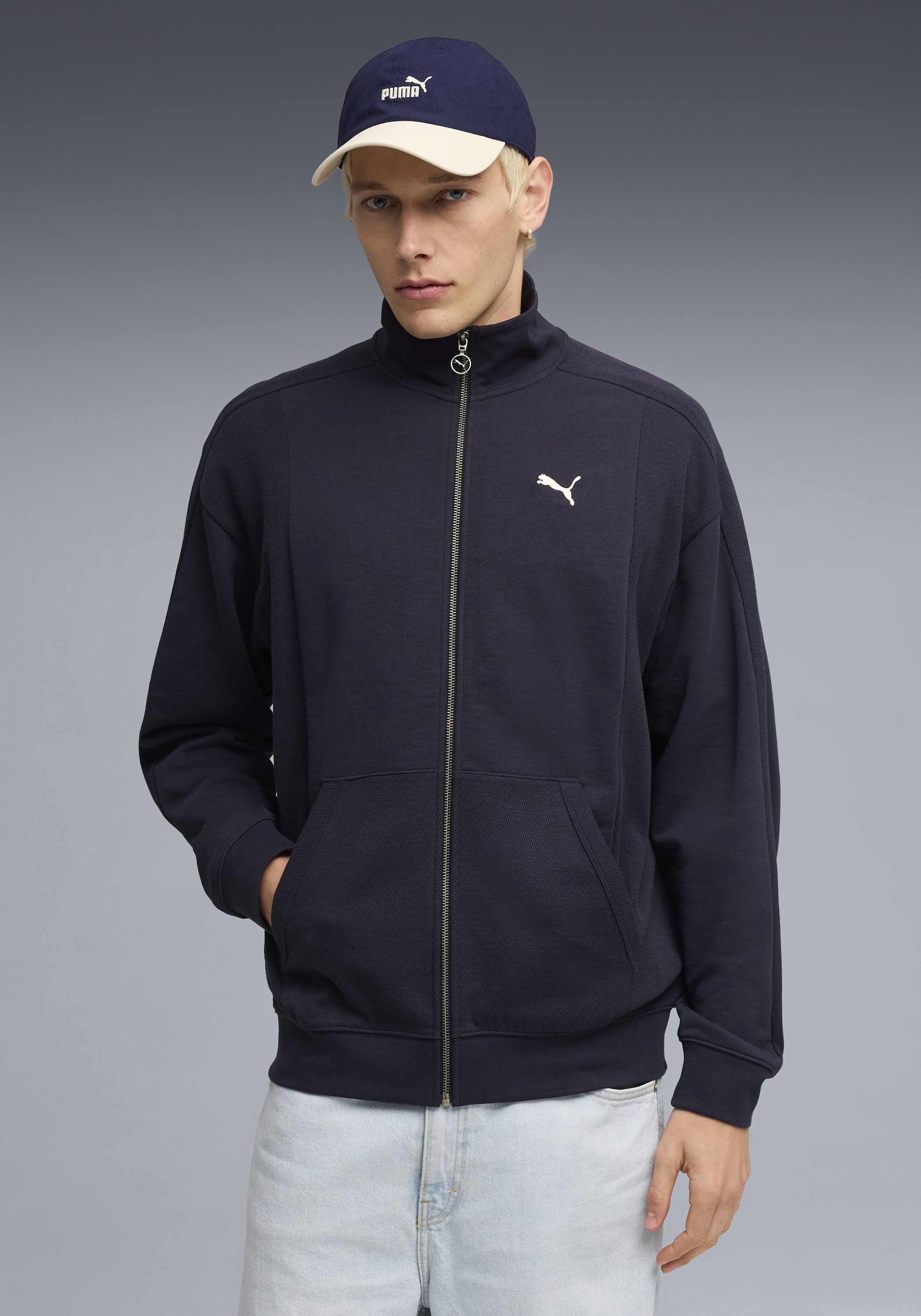 PUMA Sweatjacke CLASS RELAXED PINNACLE TRACK JACKET TR normale Kragenform, für vielseitige Aktivitäten und Freizeit