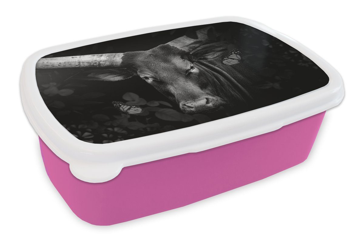 eines MuchoWow Kunststoff im Watussi-Rindes Kunststoff, Lunchbox Erwachsene, Snackbox, (2-tlg), Nahaufnahme - Brotbox rosa Dschungel Kinder, schwarz-weiß, Mädchen, Brotdose für