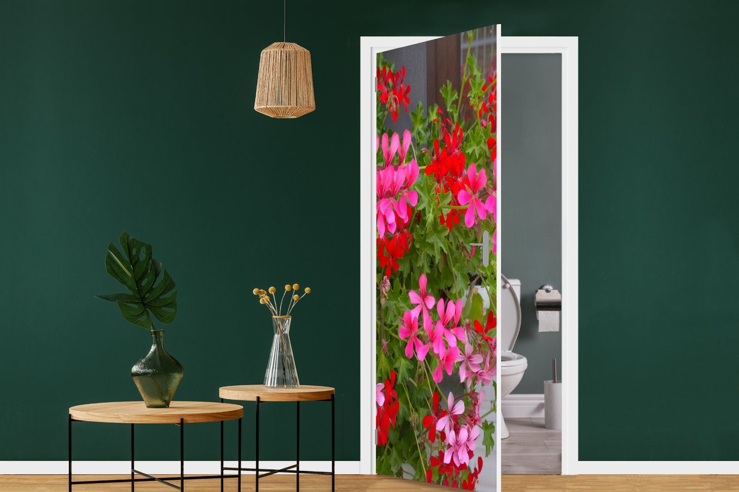 (1 Türaufkleber, 75x205 Geranienblüten Tür, MuchoWow bedruckt, im cm für Garten, Türtapete Matt, St), Fototapete