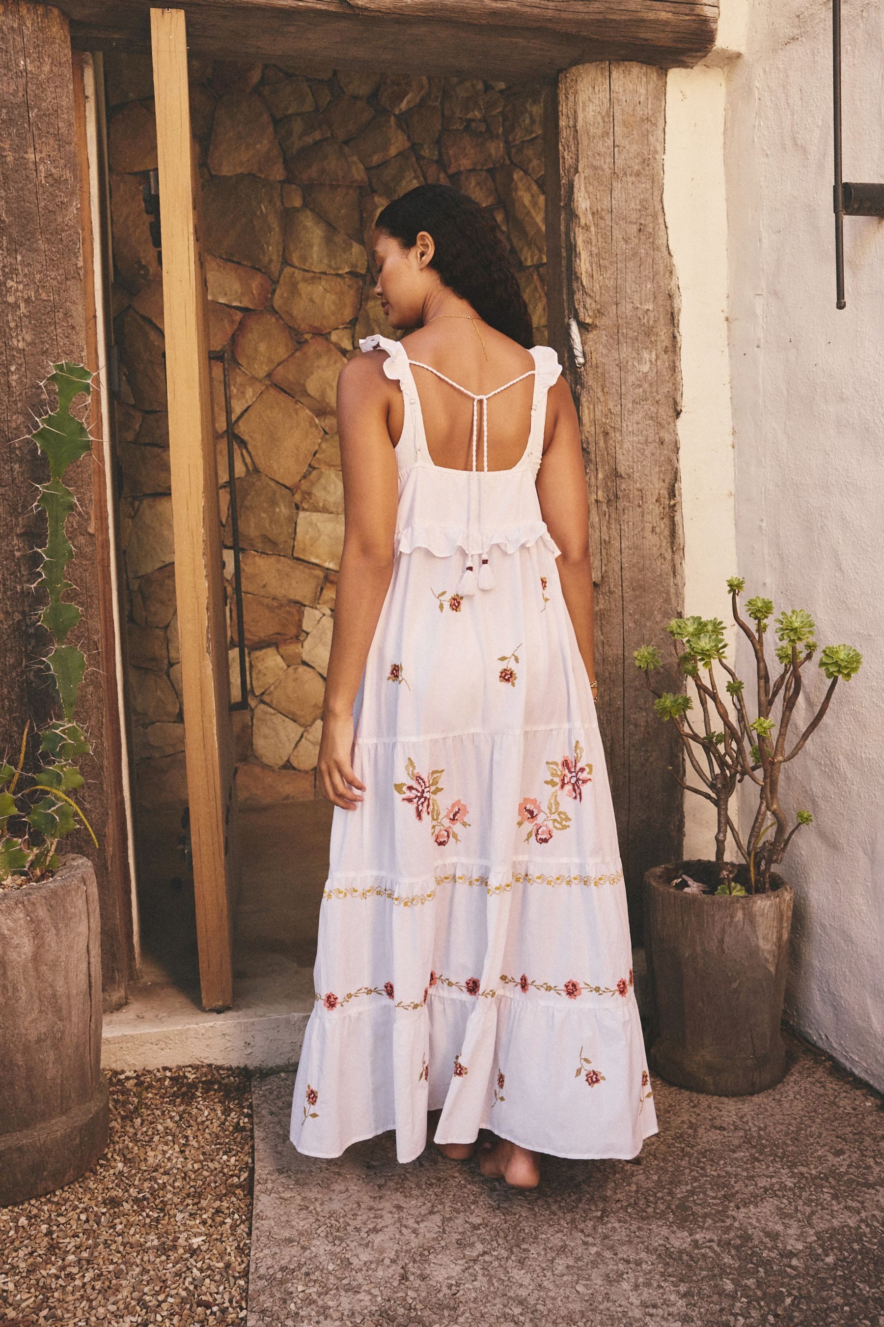 Next Strandkleid Bestickter Strand-Cover-up mit Bindedetail vorne (1-tlg)