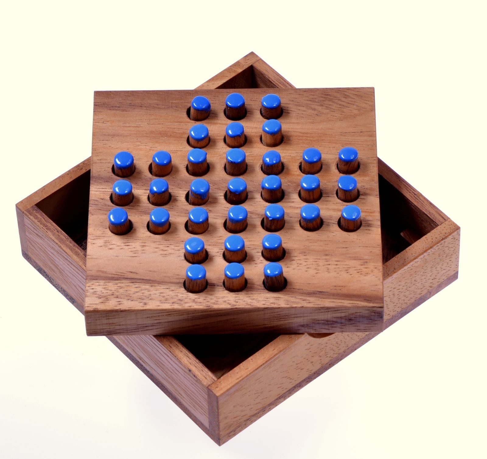 LOGOPLAY Spiel Solitär Gr. S blau, Gesellschaftsspiel, Solitär S blaue Stecker Das kleine Knobelspiel mit Suchtfaktor