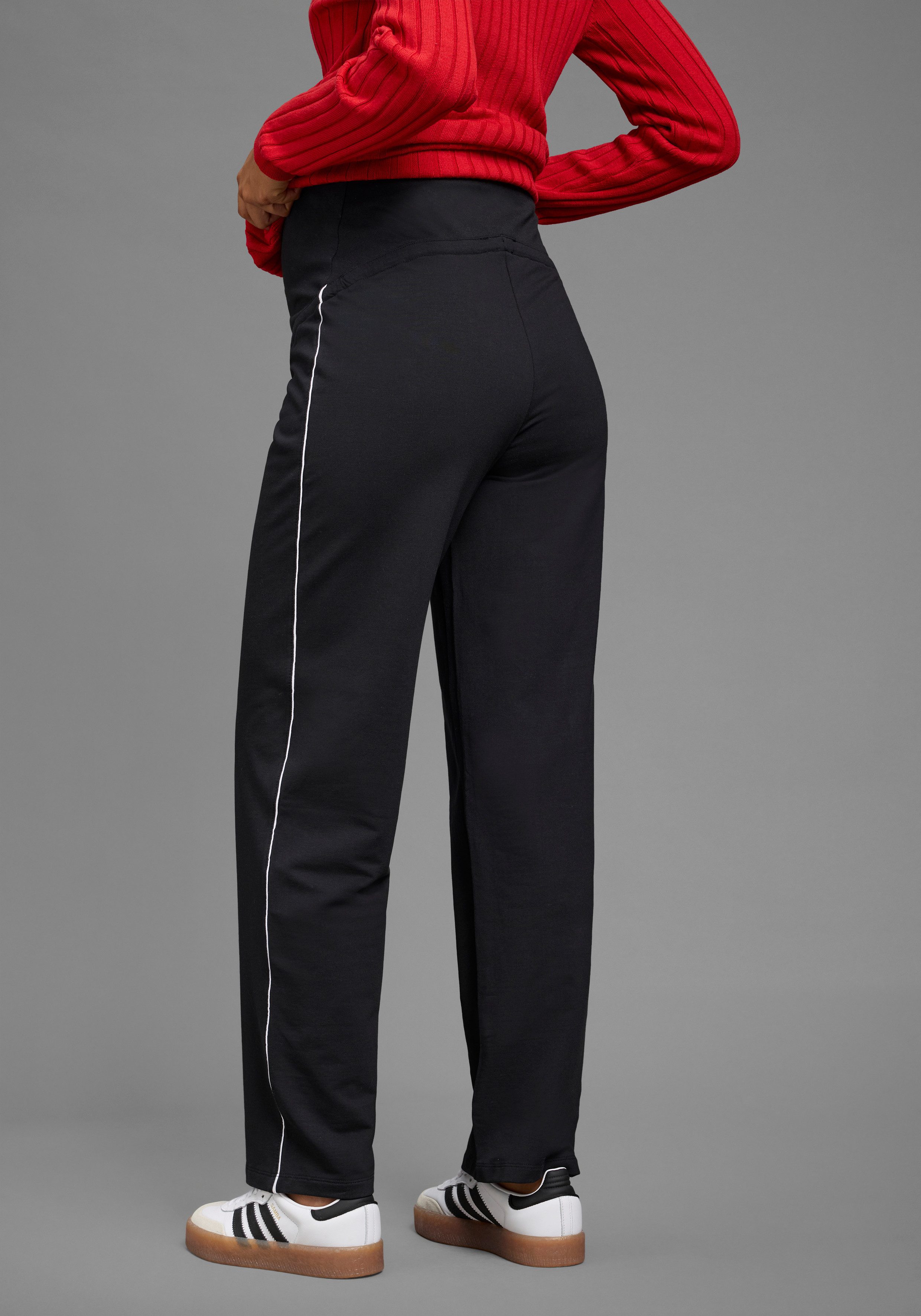 Neun Monate Umstandssweathose Sweatshose, Umstandshose mit Bauchumschlag gerade Beinform, mit extrabreitem Bauchbündchen, modisches Basic – Bild 2 von 5