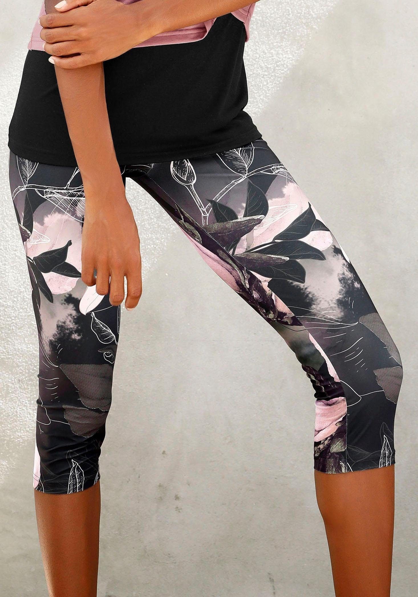 LASCANA ACTIVE Caprileggings Tropical mit abstraktem Blumenprint, Loungewear