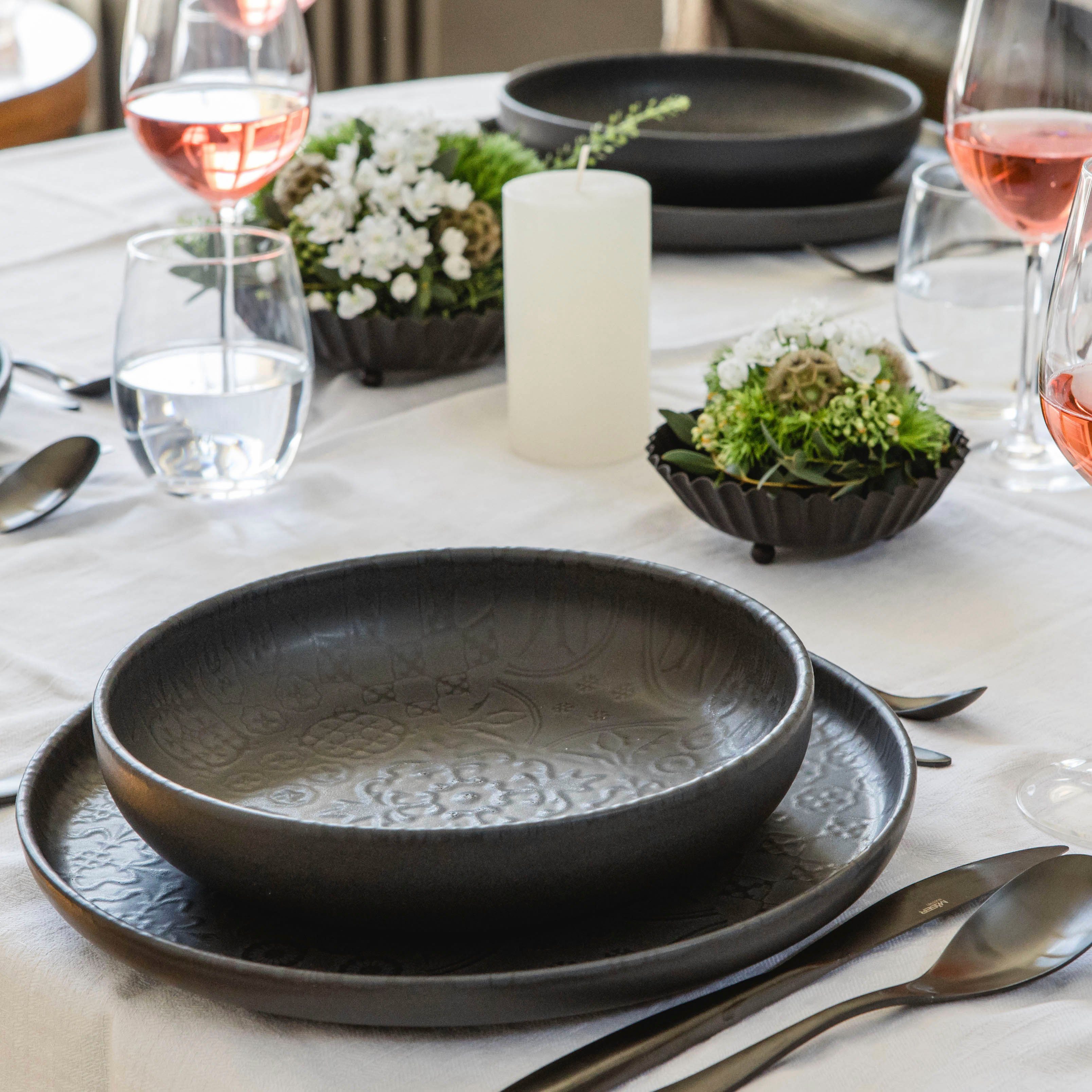 MÄSER Kombiservice Geschirr-Set, Service Traditional Tiles (8-tlg), 2 Personen, Steinzeug, kunstvolle Ornamente, 8 Teile, für 2 Personen