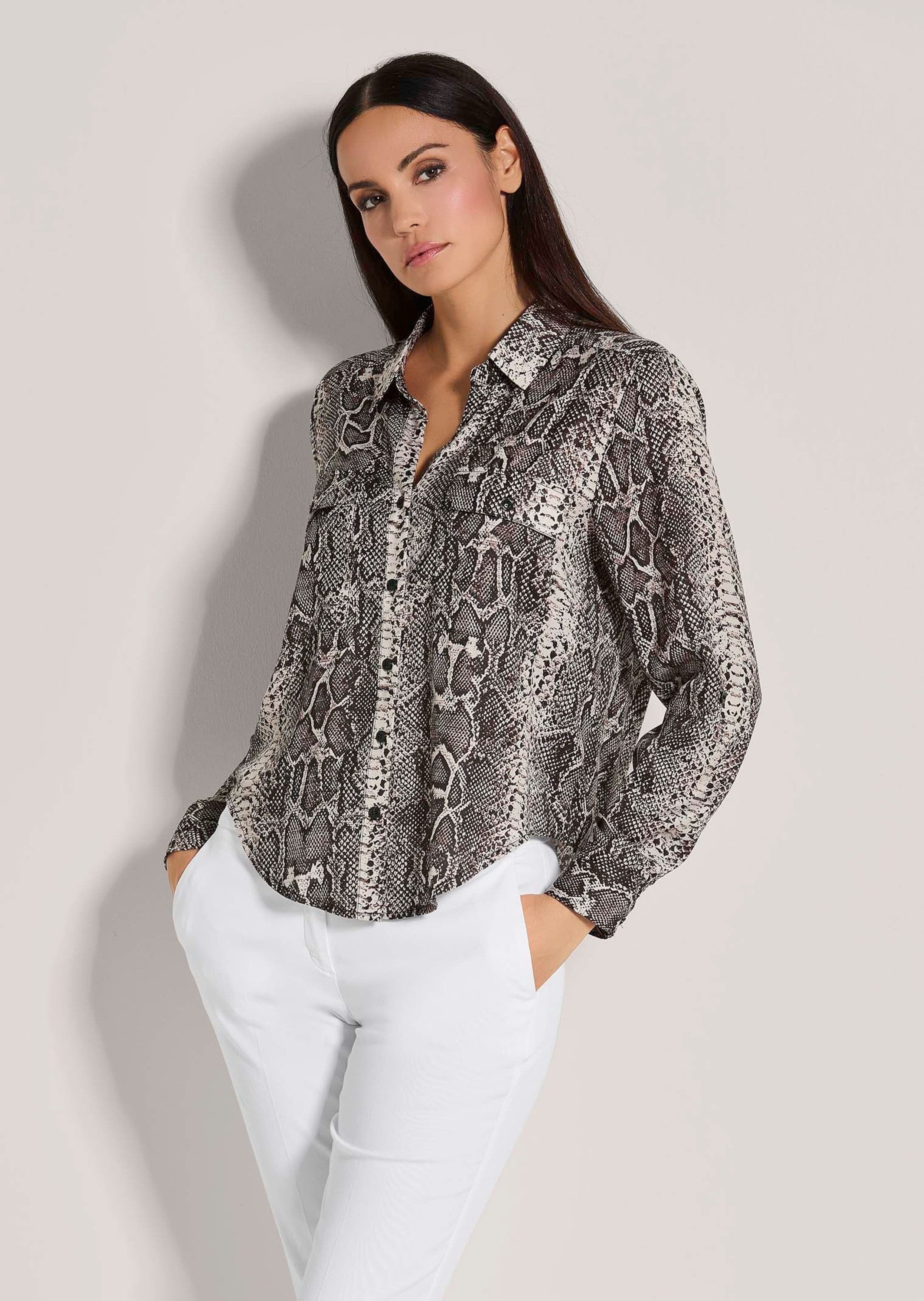 Hemdbluse Lange Hemdbluse mit Unikat-Print