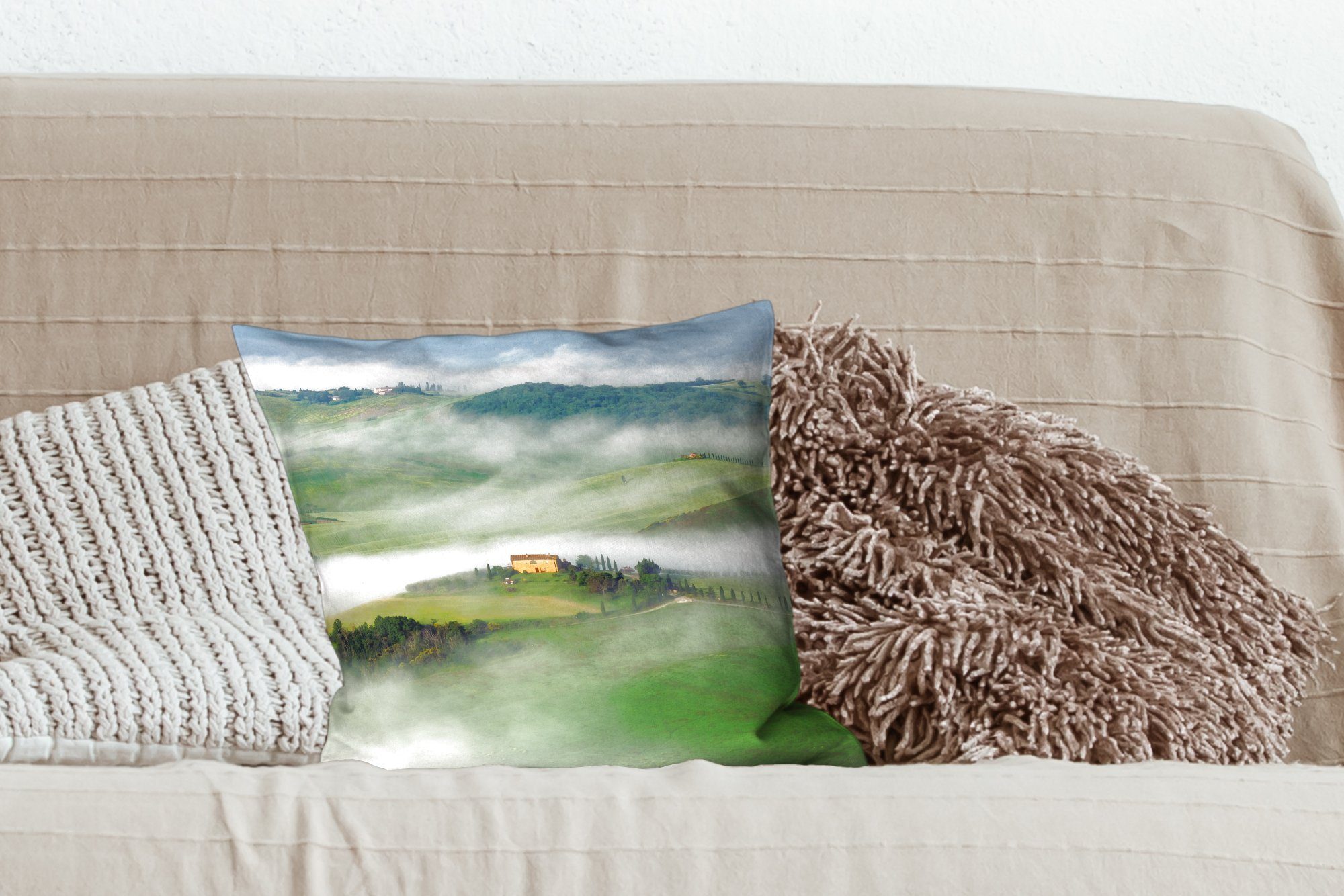 mit Zierkissen Nebel Füllung Landschaft - Berg Sofakissen Dekokissen Wohzimmer, Toskana, Deko, für - Schlafzimmer, MuchoWow -