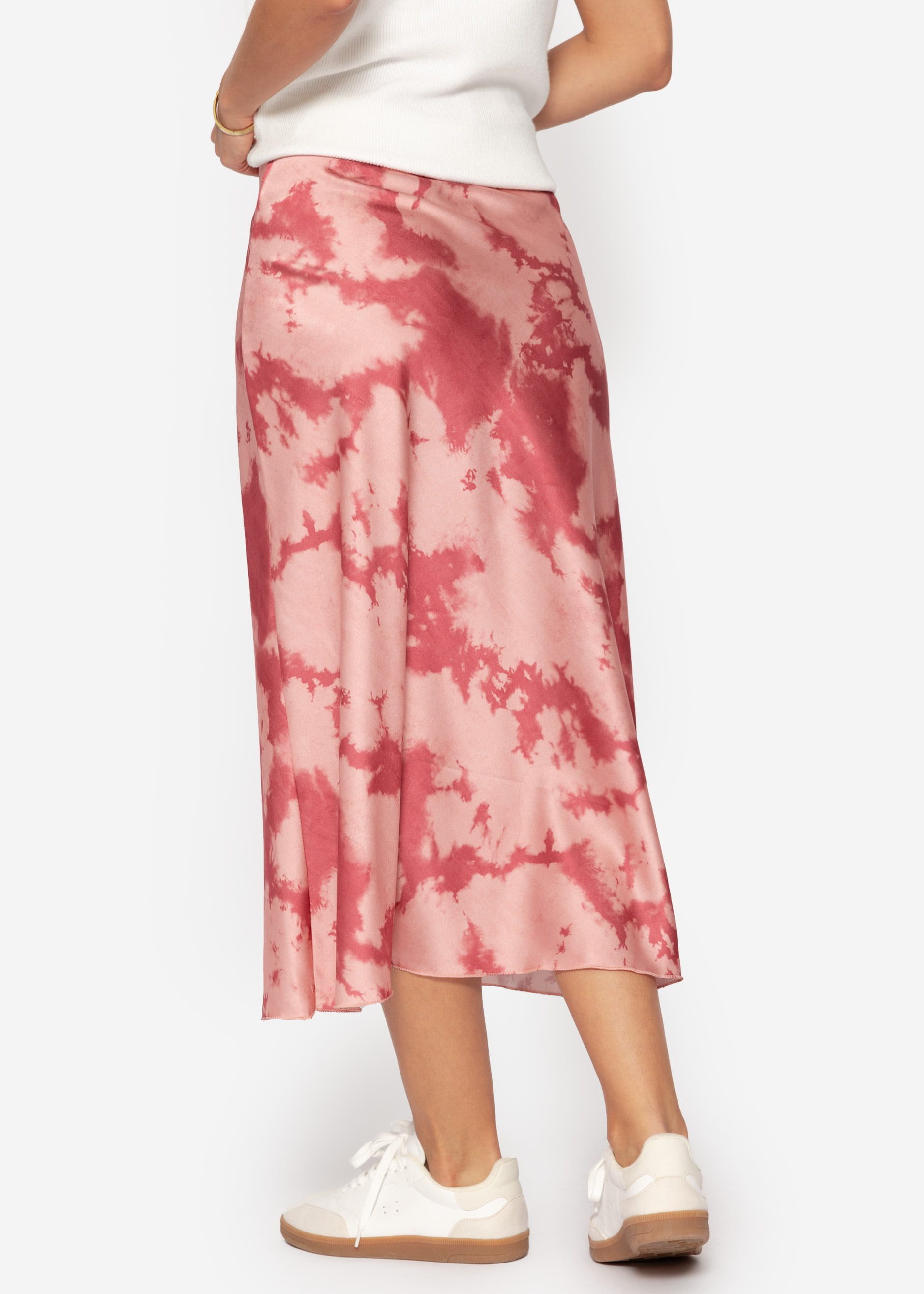SASSYCLASSY Minirock High Waist Satin Maxirock Damen in A-Linie elegant Weicher Maxi-Lang Satinrock mit Gummibund in Batik-Muster in Rosa – Bild 4 von 5