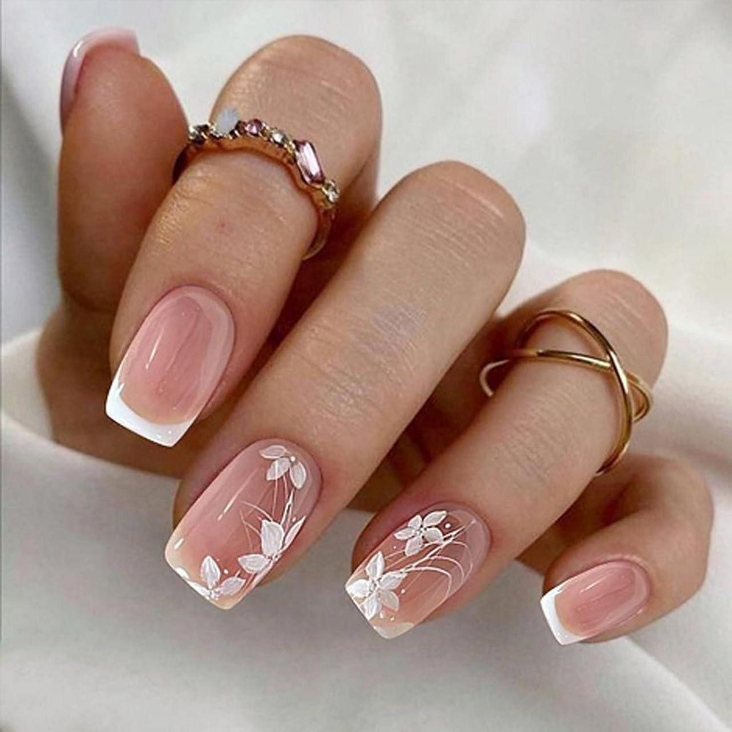 LuxusKollektion Kunstfingernägel Kurze weiße French Tip Press on Nägel mit Blumenmuster 24 Stück