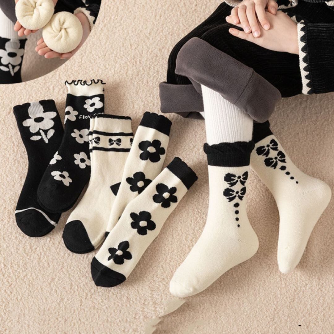 Freizeitsocken Kinder Socken schwarz weiß 5er Set atmungsaktiv Blumen