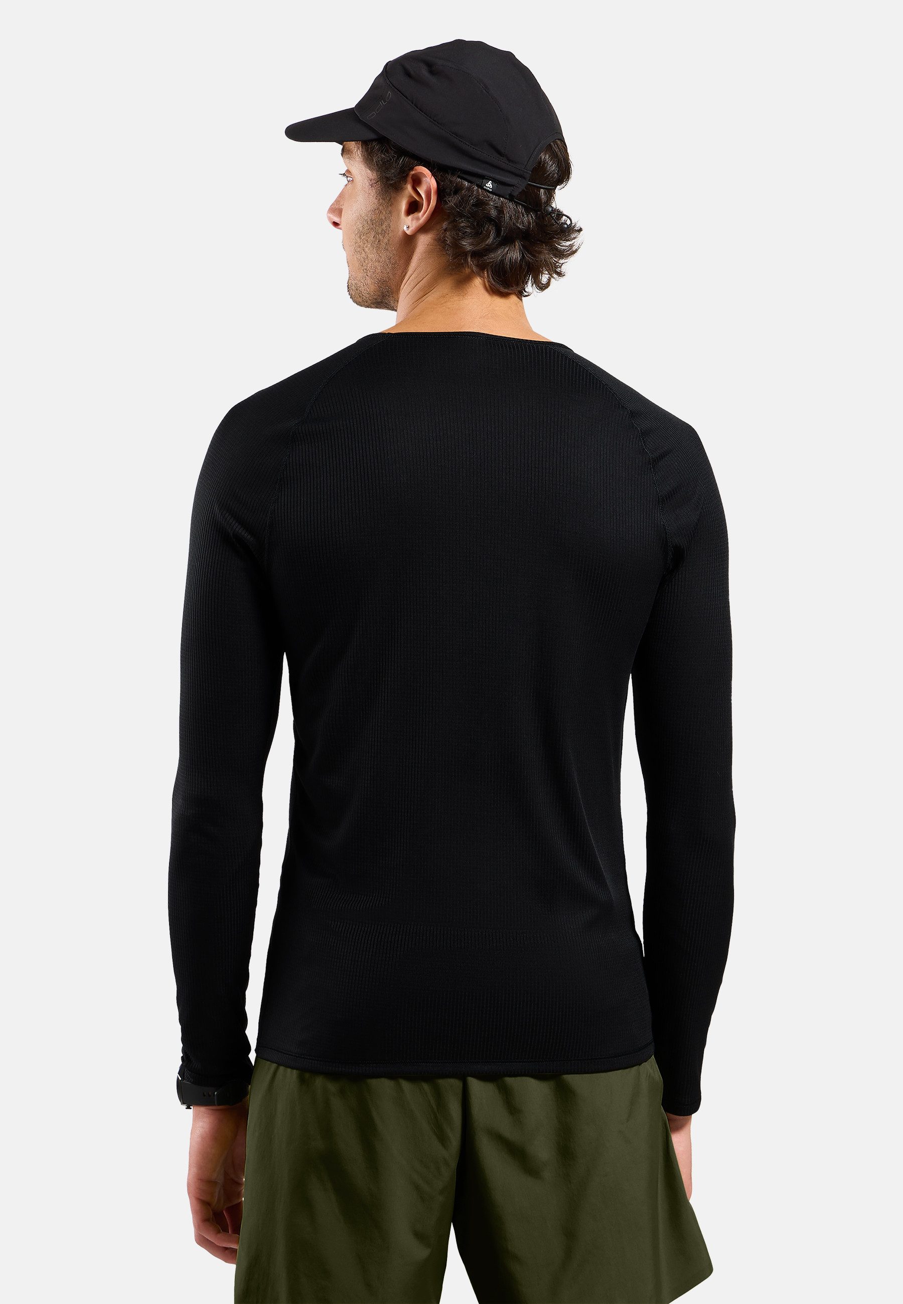 Odlo Funktionsshirt BL TOP crew neck l/s-ACTIVE LIGHT mit Rundhalsausschnitt, Kurzarm-Design, schnell trocknend