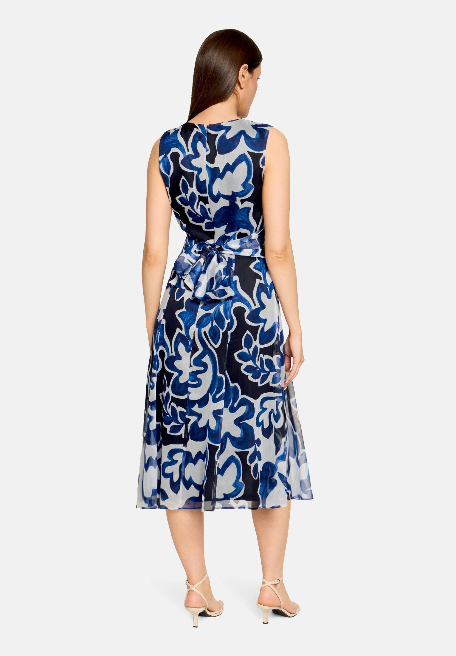 Betty&Co Chiffonkleid Damen ohne Arm