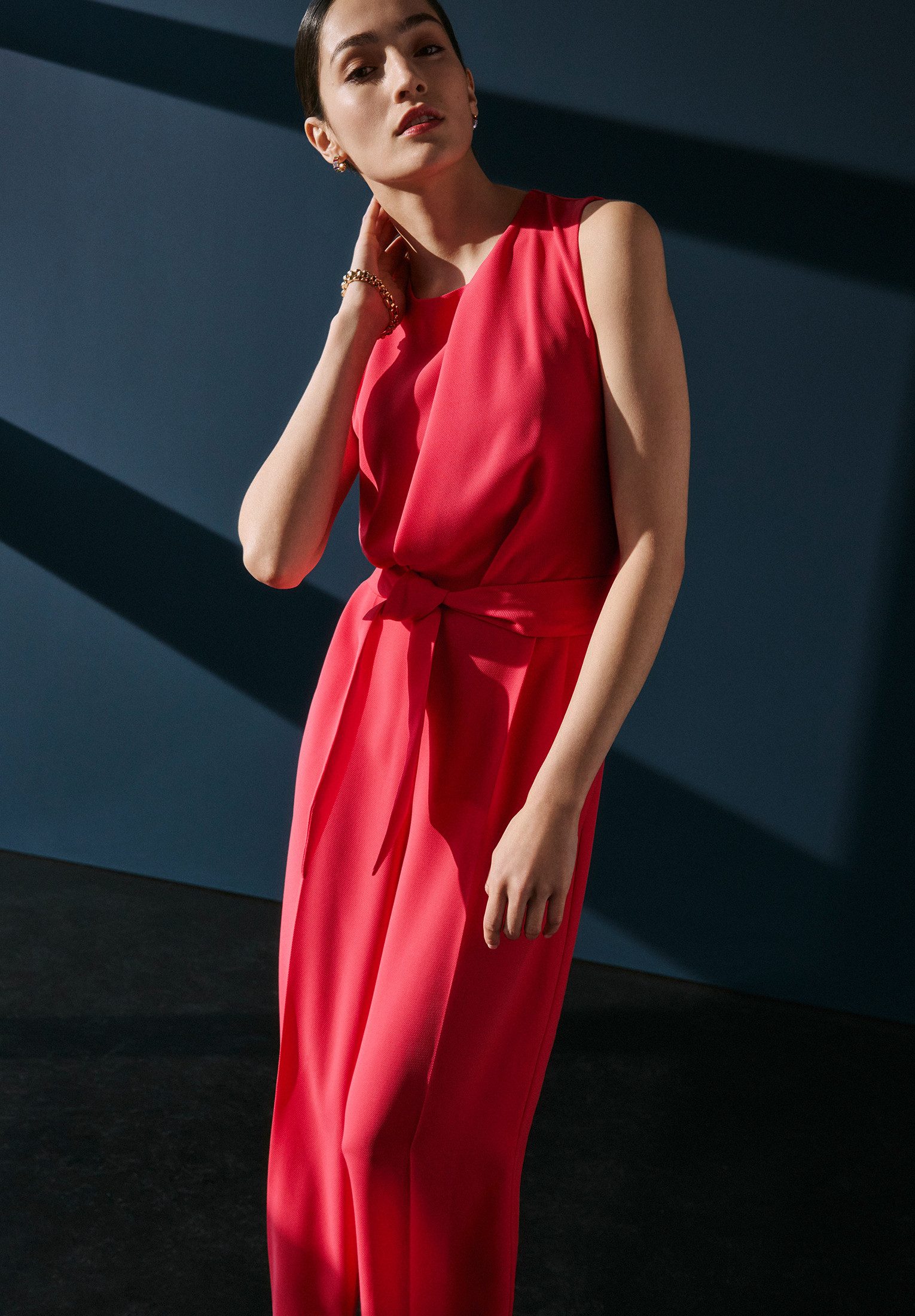 Betty&Co Overall Damen ohne Arm (1-tlg) Falten