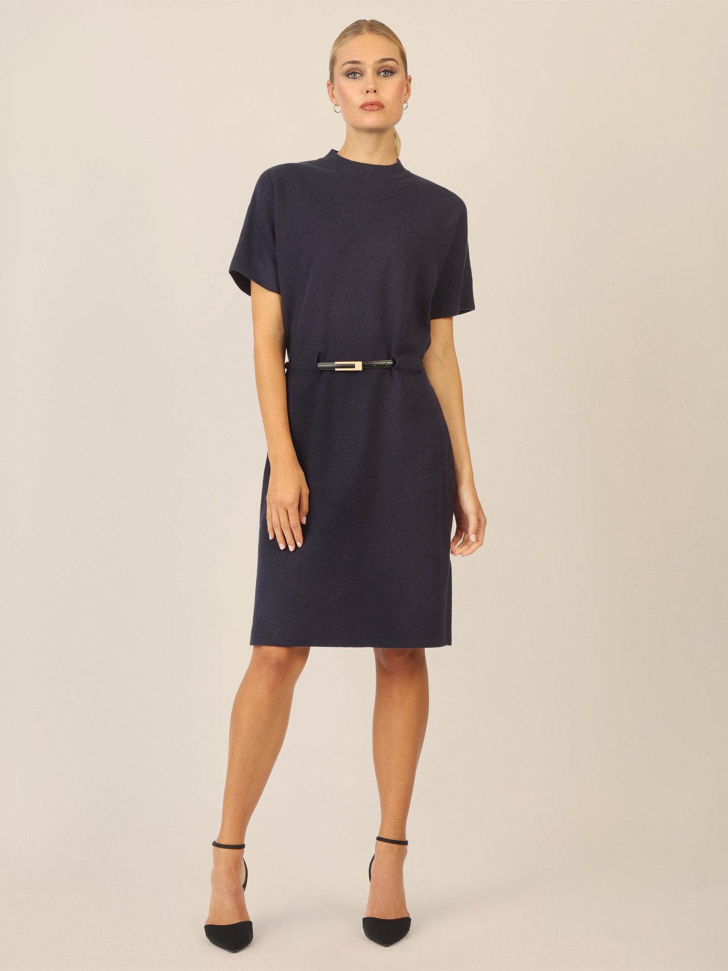 Apart Strickkleid und Stehkragen günstig online kaufen