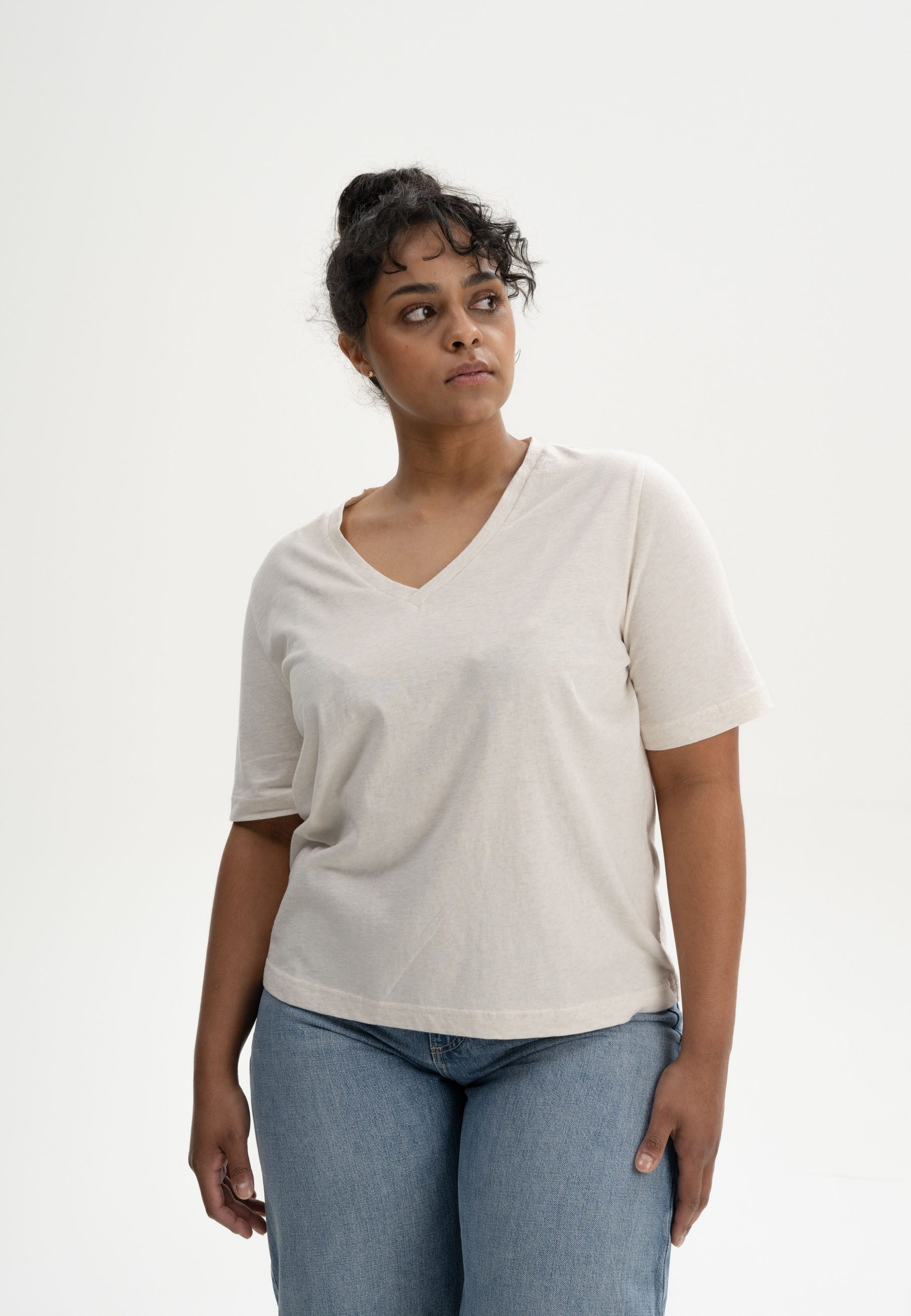 MELA Kurzarmshirt V-Neck T-Shirt ANKITA Kragen günstig online kaufen