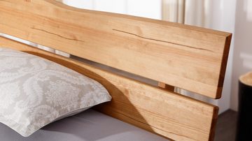 Massivart® Massivholzbett Balkenbett EMBLA / Kiefer geölt und gebeizt, Farbe Eiche-Honig / Kopfteil echte Baumkante / Füße als Holzwange
