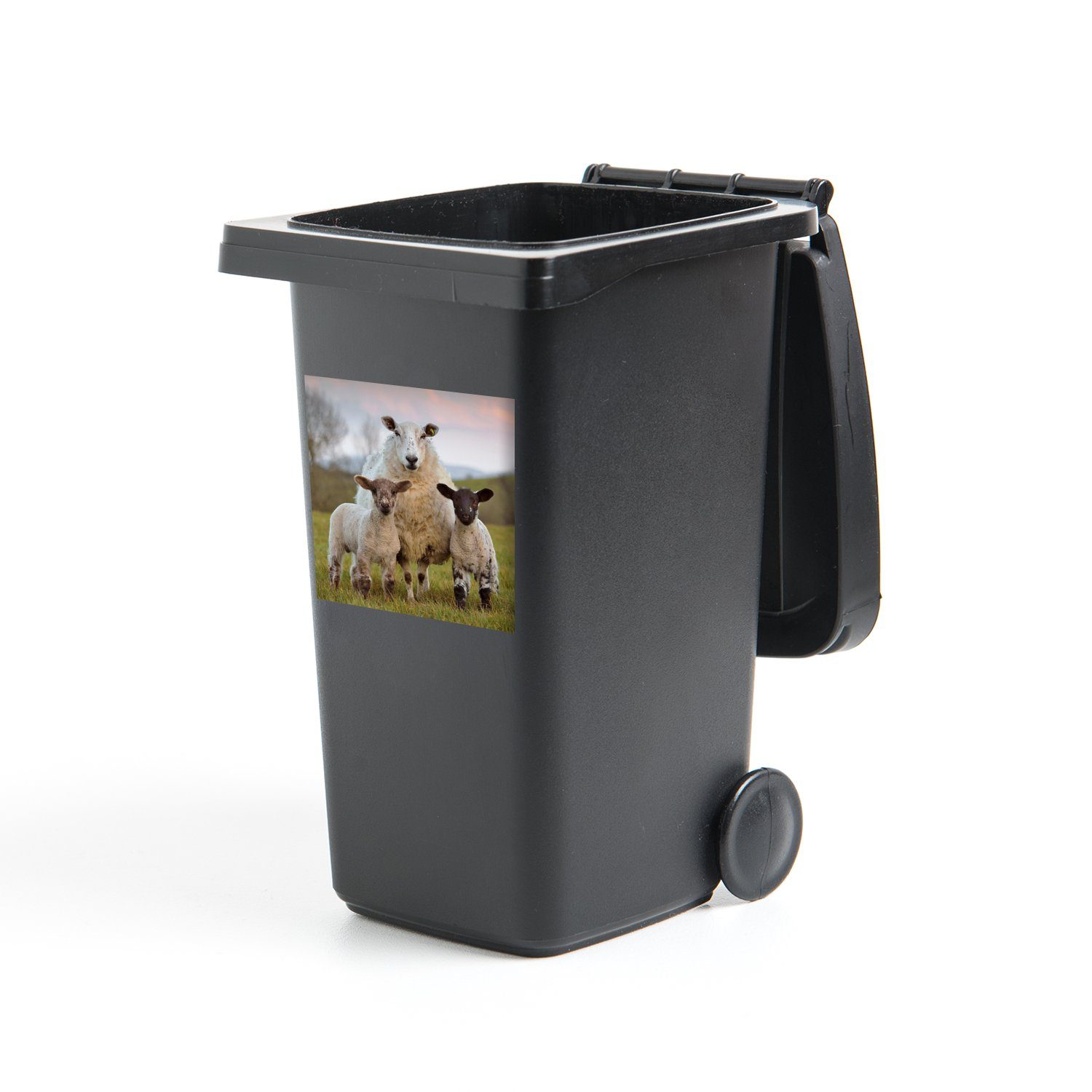 MuchoWow Wandsticker Schafe - Natur - Schwarz - Weiß (1 St), Mülleimer-aufkleber, Mülltonne, Sticker, Container, Abfalbehälter