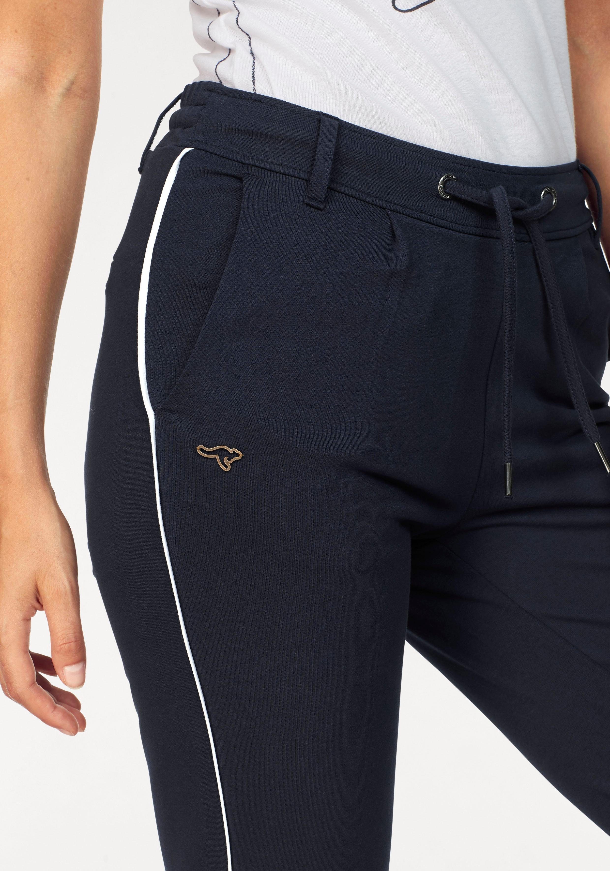 KangaROOS Jogger Pants mit seitlichem Kontraststreifen