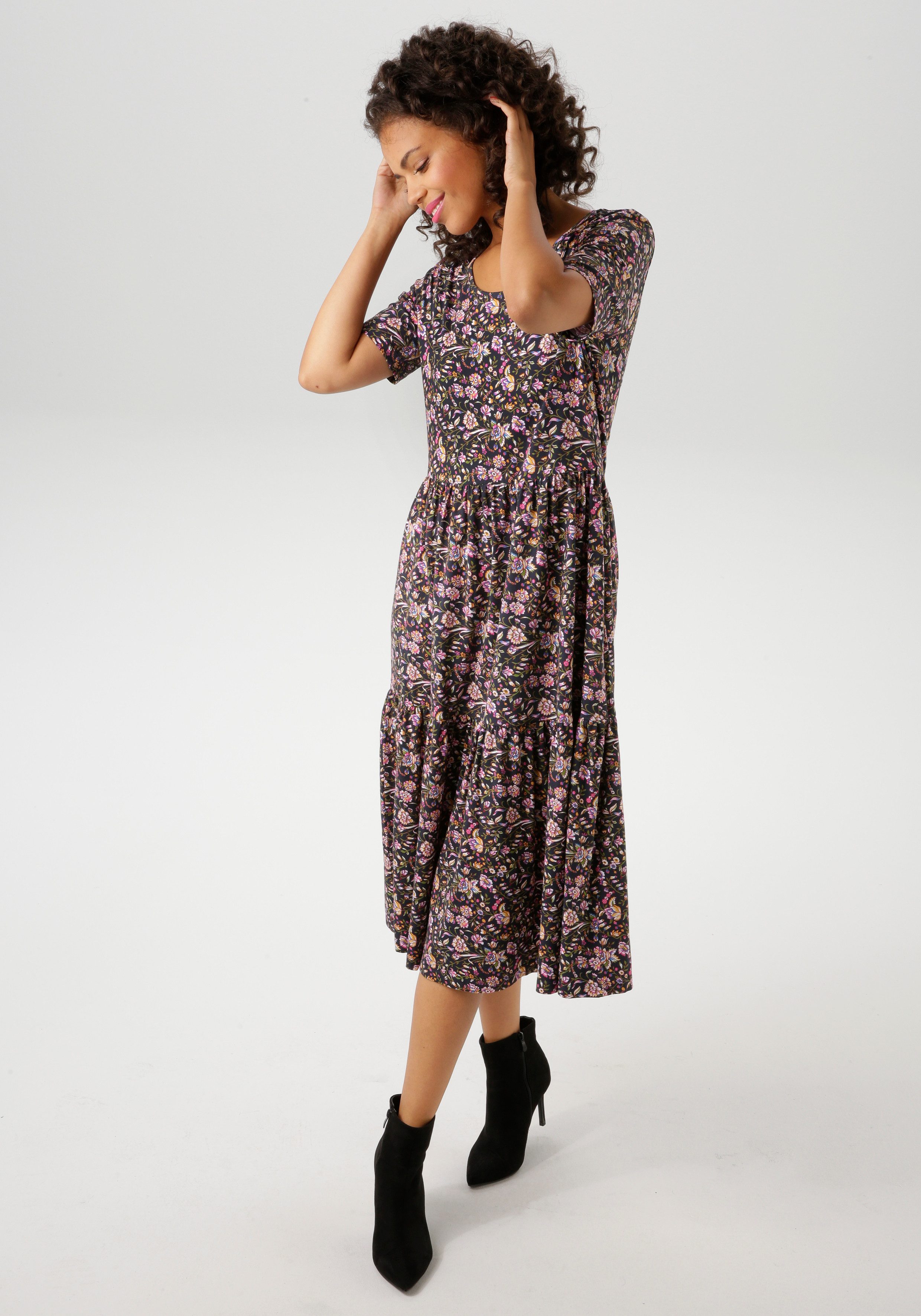 Aniston CASUAL Sommerkleid mit farbenfrohen Blumendruck – Bild 2 von 5