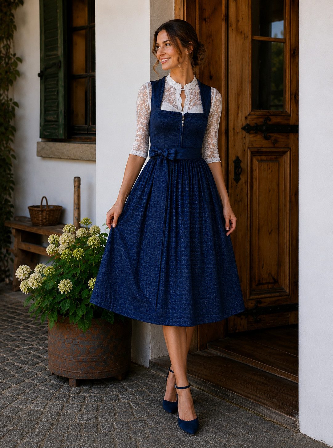 Alpenmärchen Dirndl Midi Dirndl Miranda in dunkelblau - ALM1063