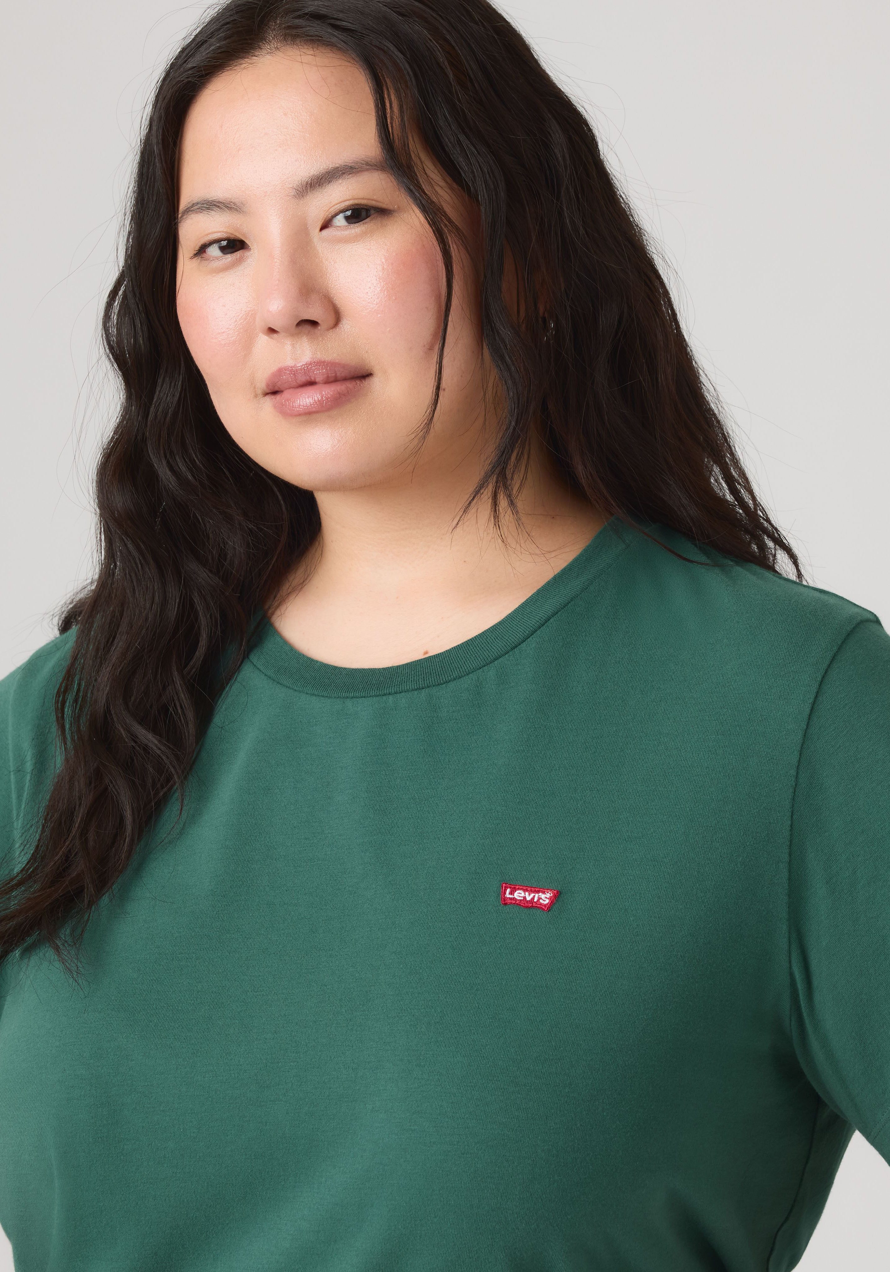 Levi's® Plus T-Shirt THE PERFECT TEE Figur umspielend – Bild 4 von 4