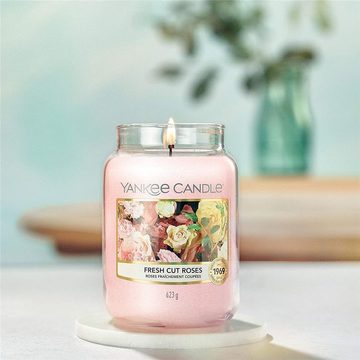 Yankee Candle Duftkerze Fresh Cut Roses, im Glas, mit Rosenduft, Brenndauer bis 150 Stunden