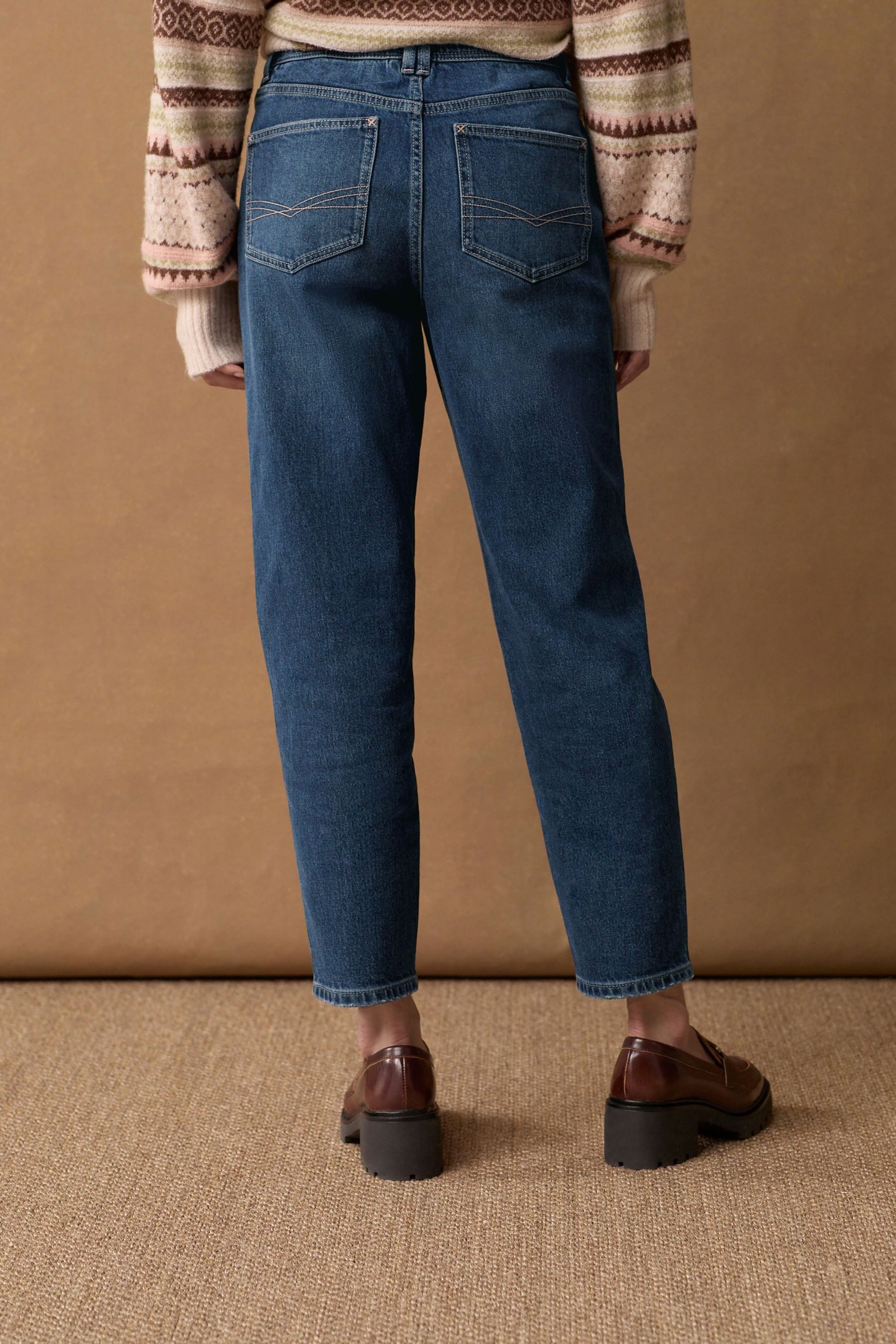 Next Mom-Jeans Mom Jeans mit Komfort-Stretch, Kurzgröße (1-tlg)