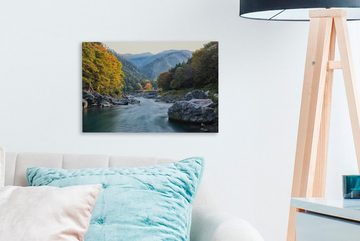 OneMillionCanvasses® Leinwandbild Fluss bei Okutama in Japan mit Herbstfarben, (1 St), Wandbild Leinwandbilder, Aufhängefertig, Wanddeko, 30x20 cm