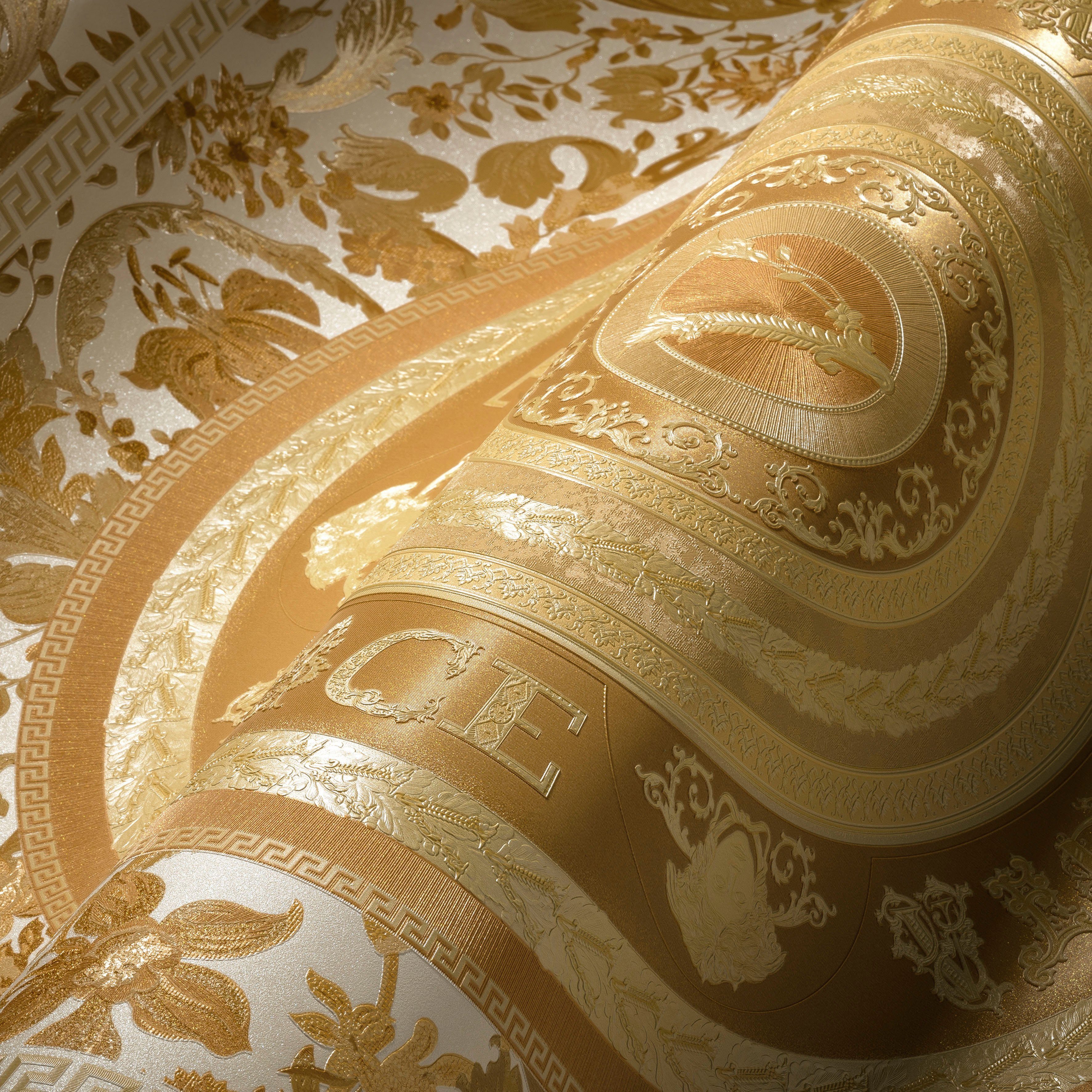 5 Designertapete, Floral Versace Vliestapete goldfarben/weiß Fliesen-Tapete auffallende Design, leicht Wallpaper St), Versace leicht (1 glänzend, strukturiert,