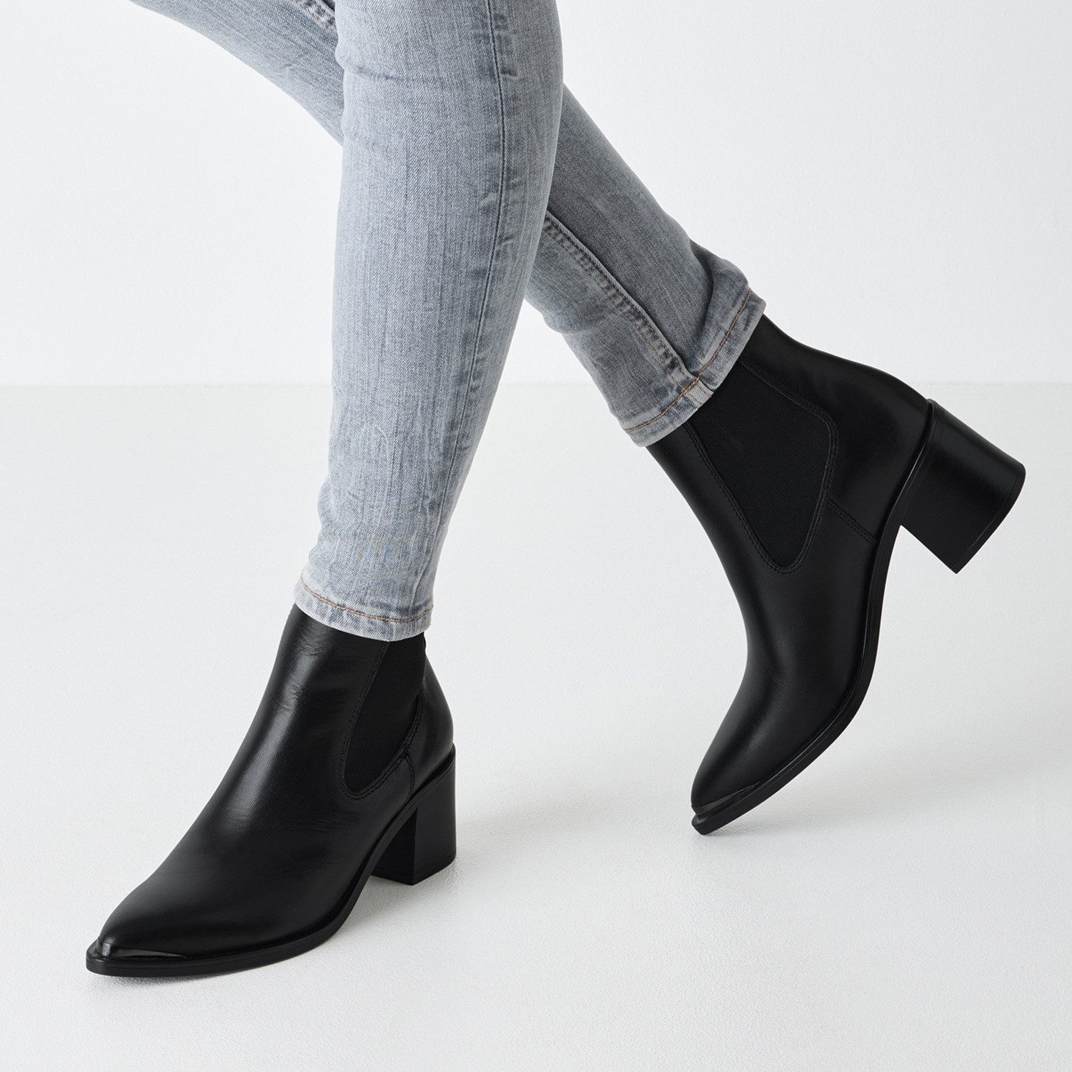 Tamaris Chelseaboots Businessschuh, Stiefelette mit elegantem Blockabsatz