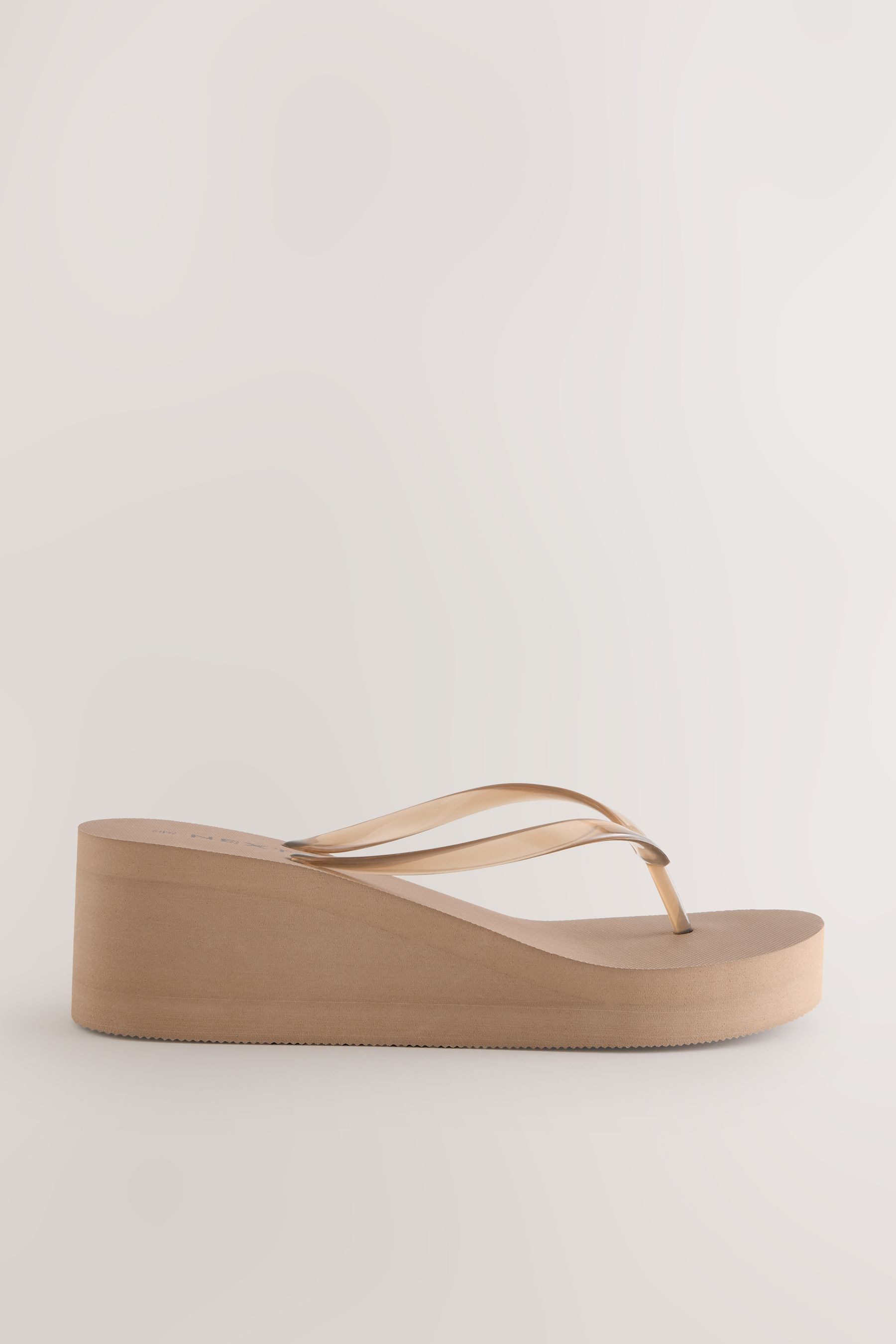 Next Zehentrenner mit Keilabsatz Keilsandalette – Bild 2 von 5