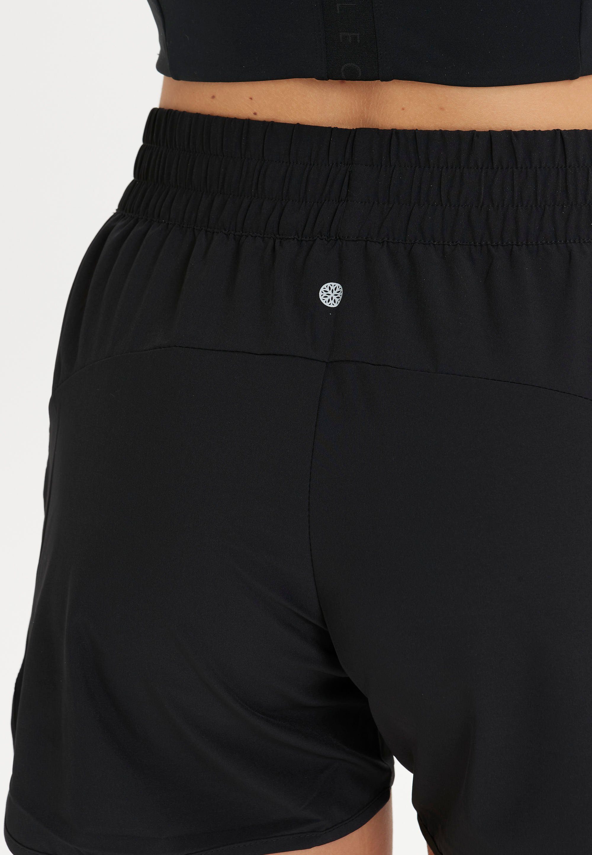 ATHLECIA Shorts Creme W Shorts mit komfortablen Funktionsstretch