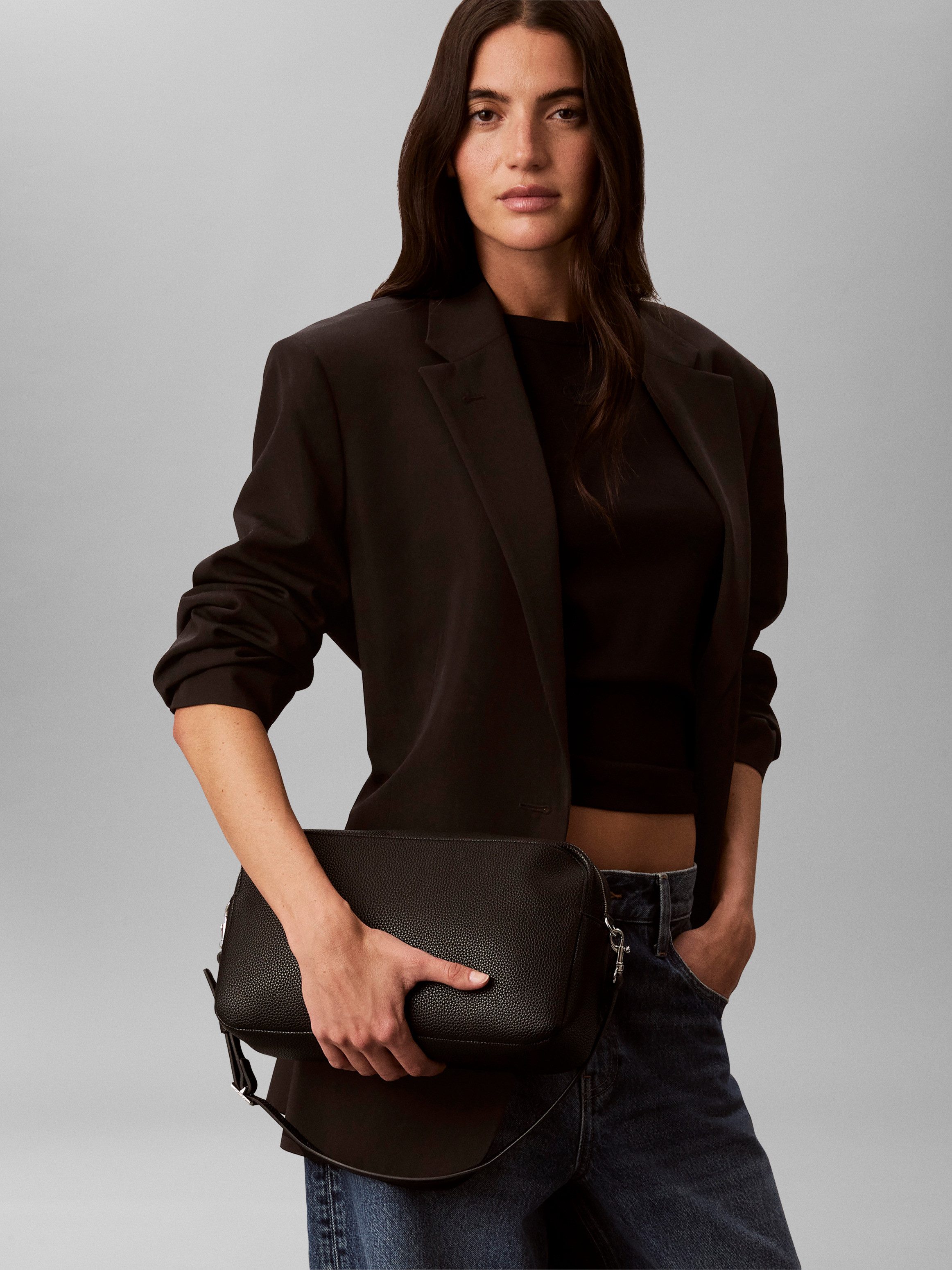 Calvin Klein Umhängetasche WEBBING 2X STRAP, Damen Handtasche, Schultertasche, Camera Bag