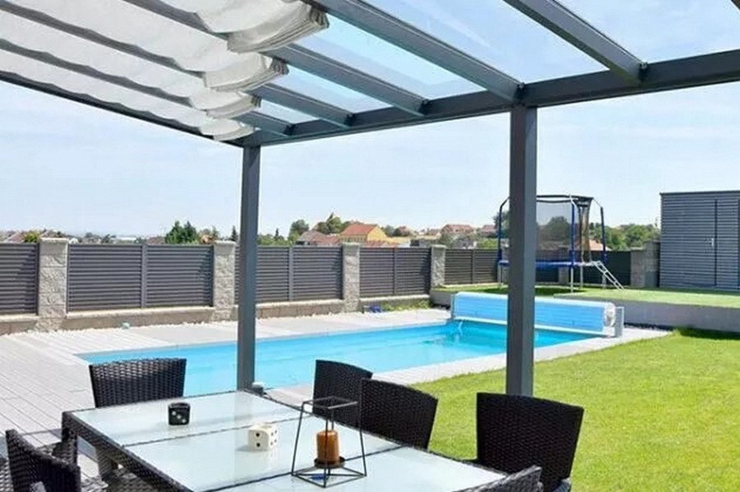 Terrasse2000 Sonnensegel Sonnensegel Carla mit Silberstreifen Tiefe 575 cm Breite 60-90