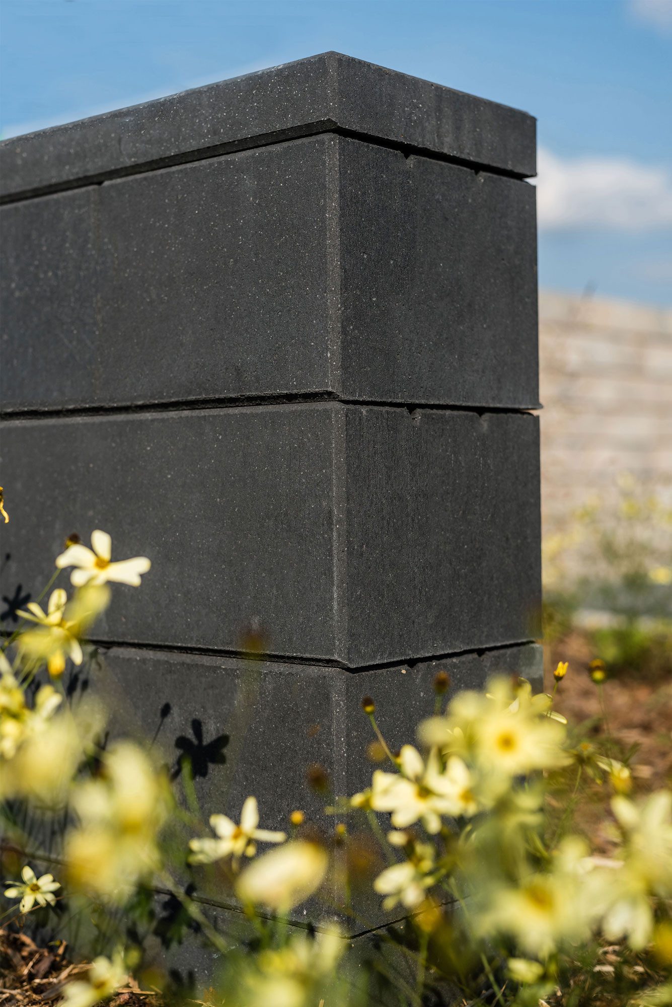 Diephaus Mauerstein LISCO BASALT MIT GLIMMER 45/22,5/16,5 CM