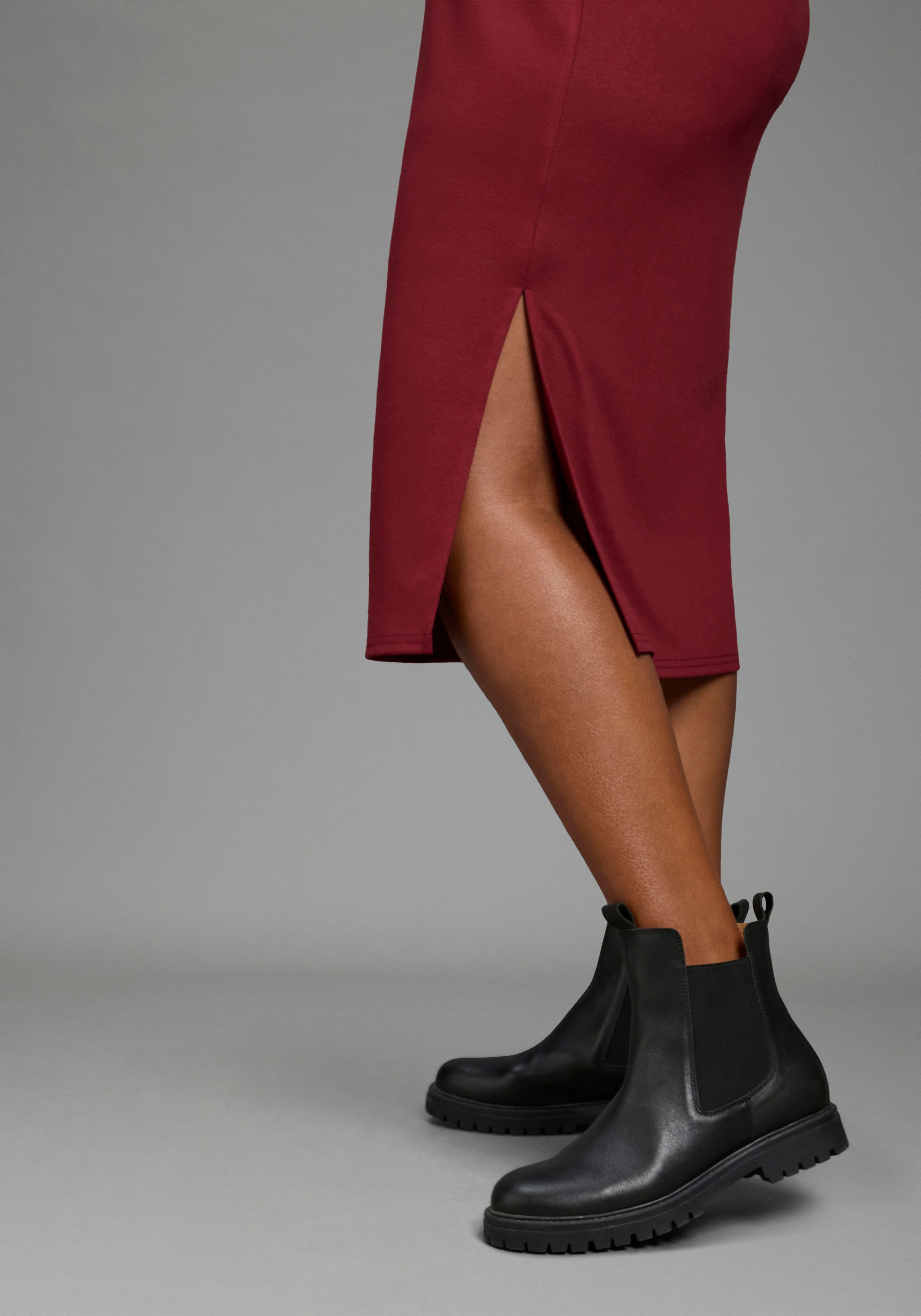 Laura Scott CURVE Midikleid Große Größen Midikleid in wadenlanger Schnittform, figurumspielende Passform