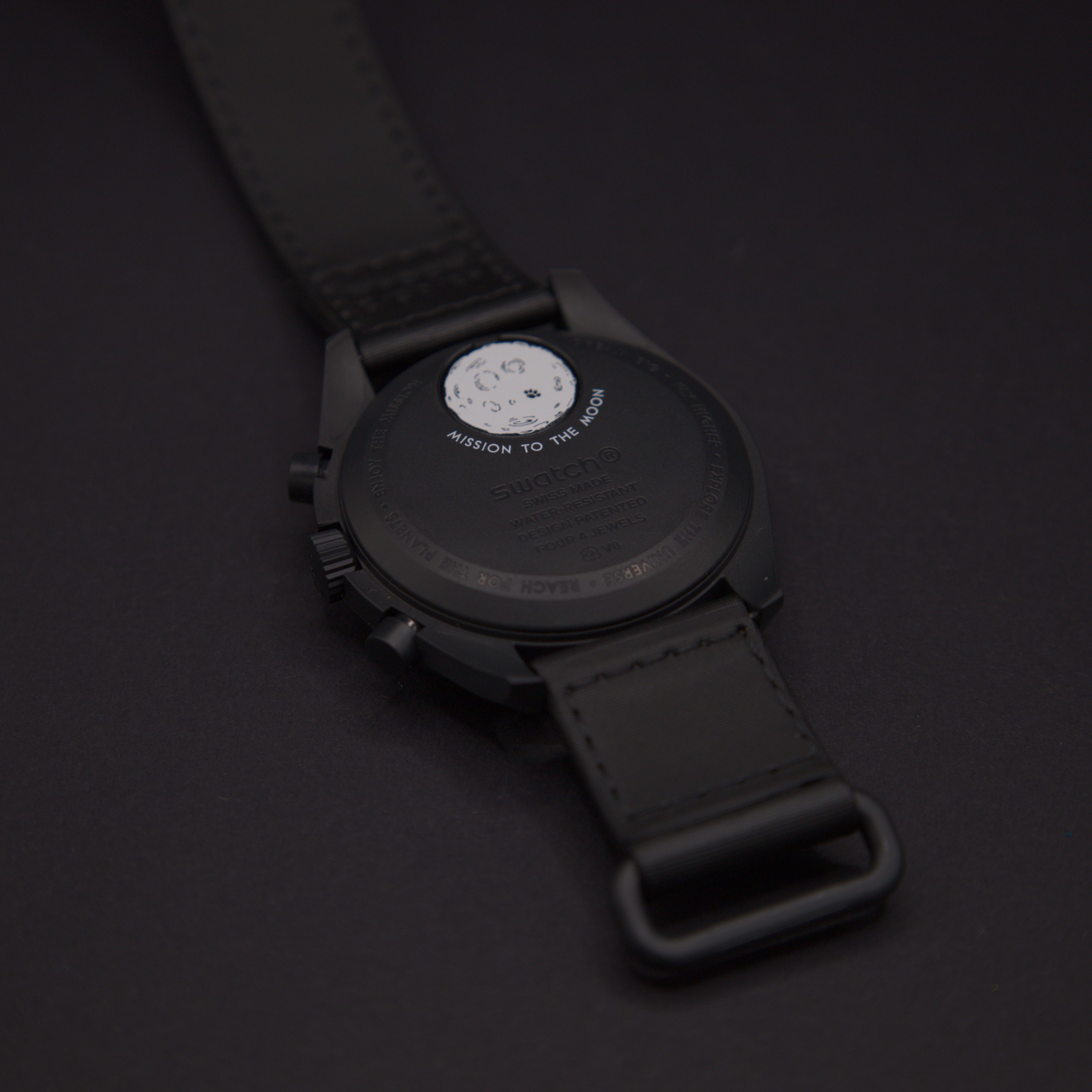 Swatch Chronograph Swatch x Omega Moonswatch Mission to the Moonphase "Snoopy" New Moon