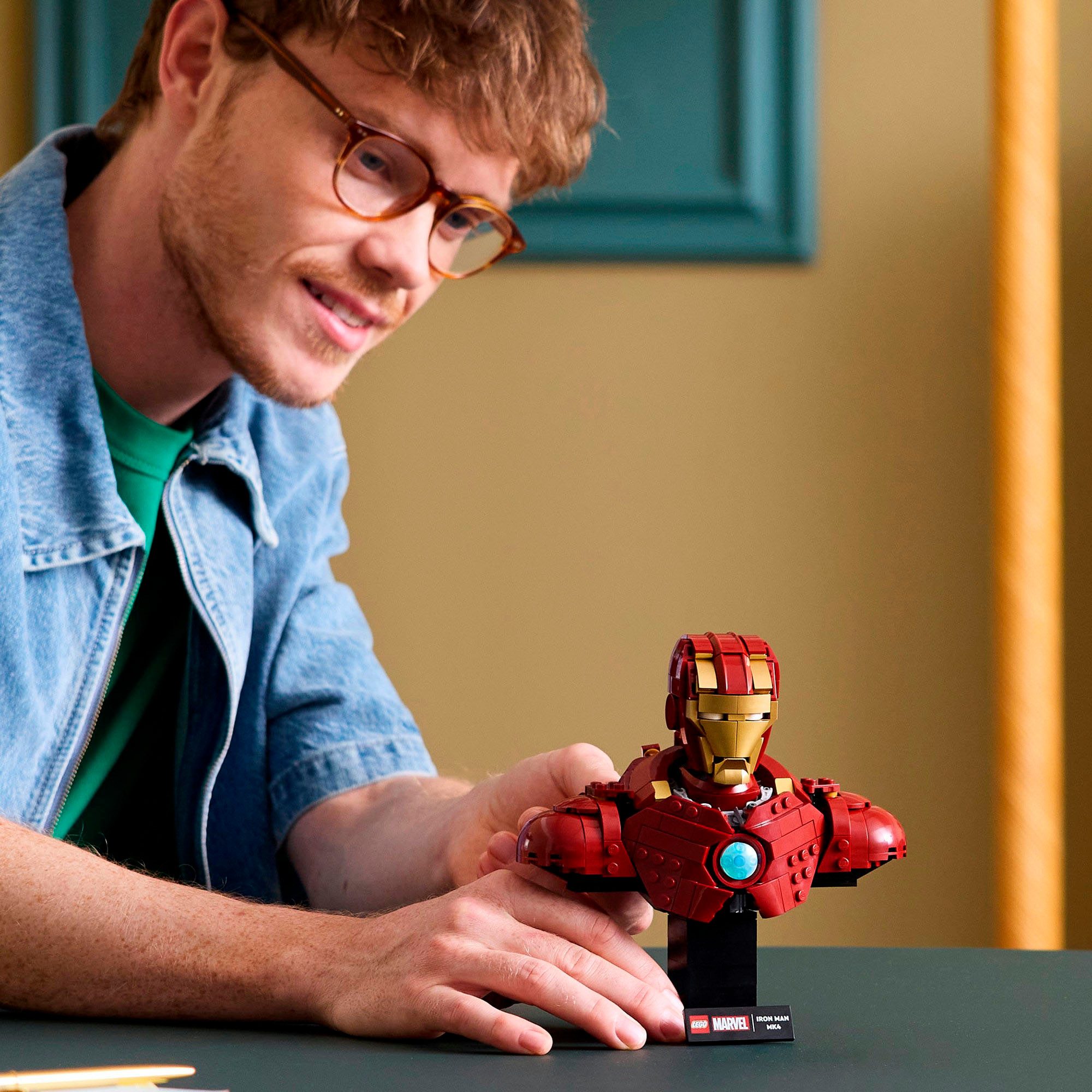 LEGO® Iron Man MK4 (76327), LEGO günstig online kaufen